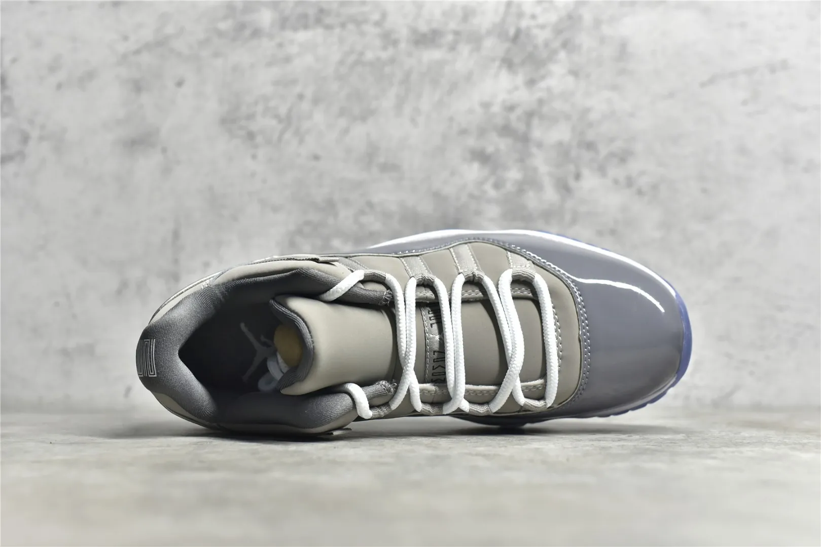 Air Jordan AJ11 Low – Cool Grey White – True Carbon Fiber Edition – High Quality Replica Basketball Shoes Neat 1092