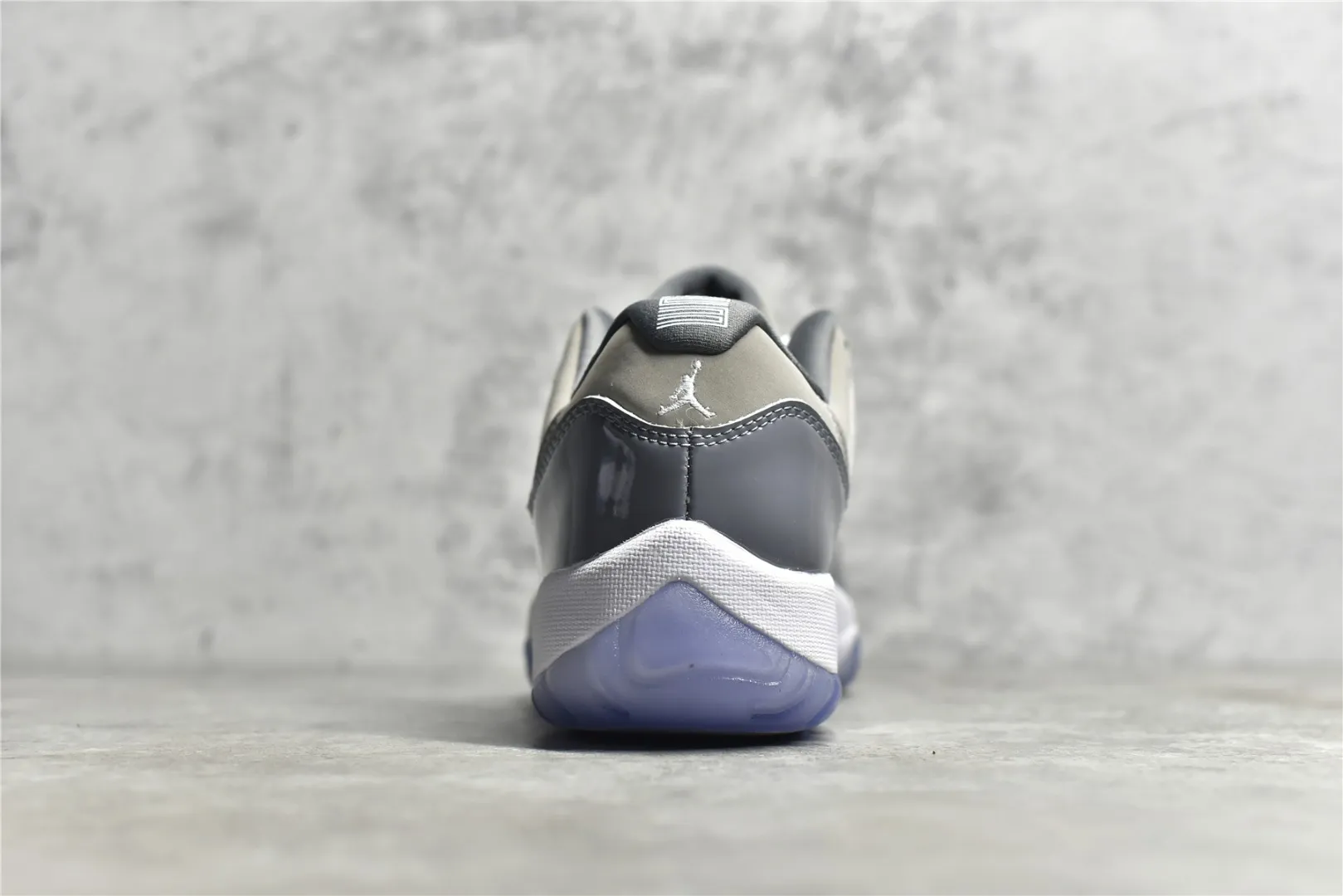 Air Jordan AJ11 Low – Cool Grey White – True Carbon Fiber Edition – High Quality Replica Basketball Shoes Neat 1092