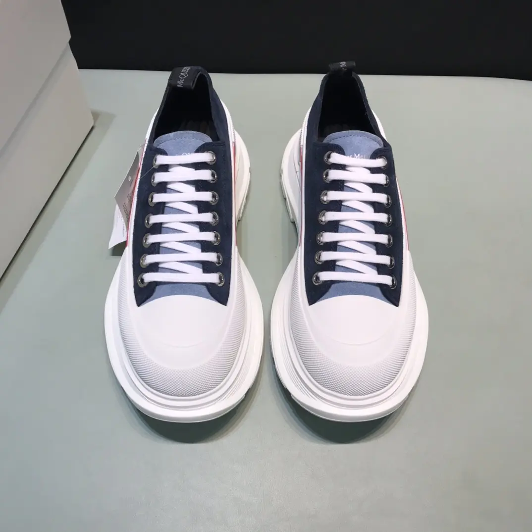 Alexander McQueen Tread Slick Low in Blue – Rep Shoes & Replica Alexander McQueen Shoes Durable 13