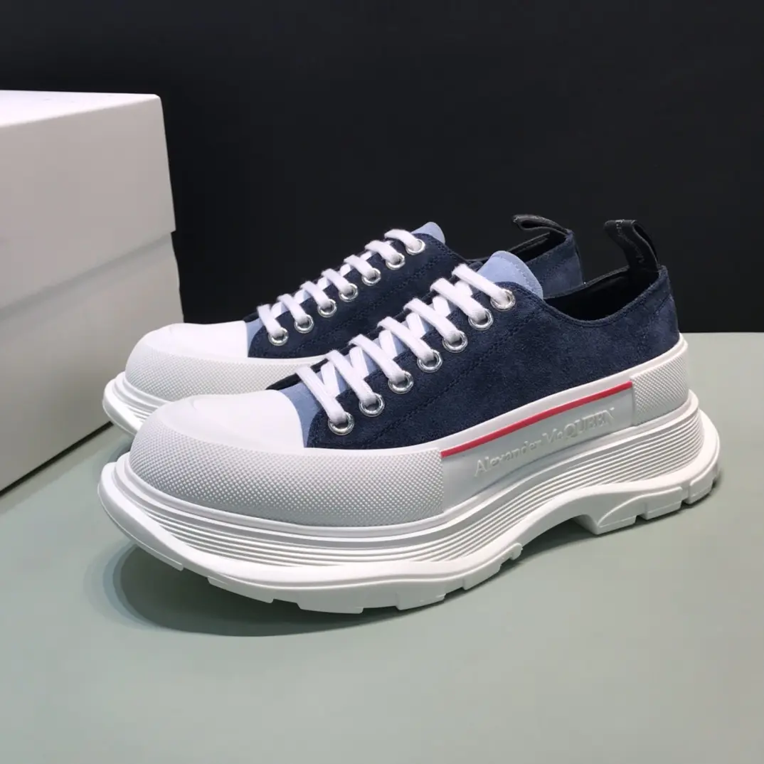 Alexander McQueen Tread Slick Low in Blue – Rep Shoes & Replica Alexander McQueen Shoes Durable 13