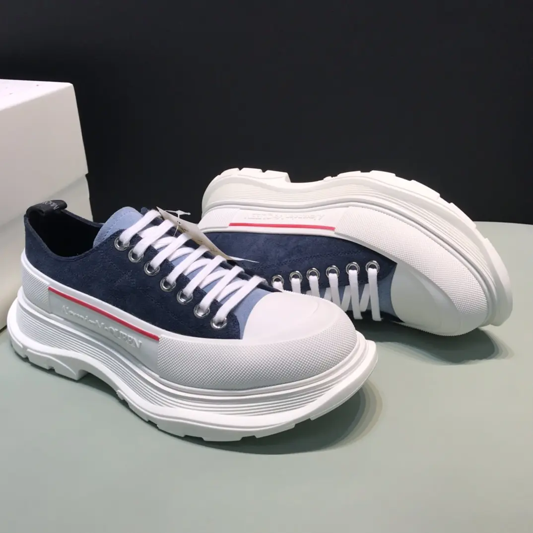 Alexander McQueen Tread Slick Low in Blue – Rep Shoes & Replica Alexander McQueen Shoes Durable 13