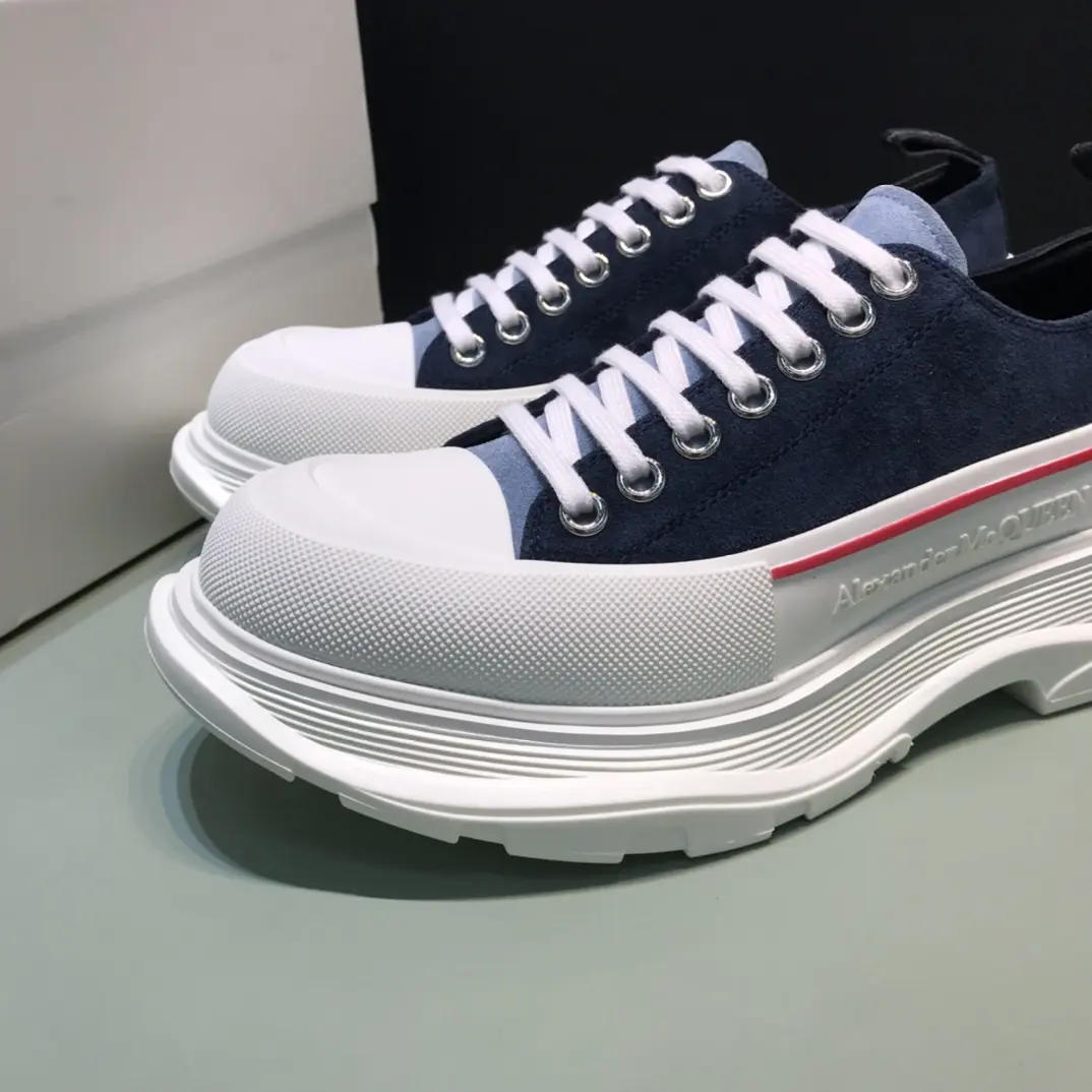 Alexander McQueen Tread Slick Low in Blue – Rep Shoes & Replica Alexander McQueen Shoes Durable 13