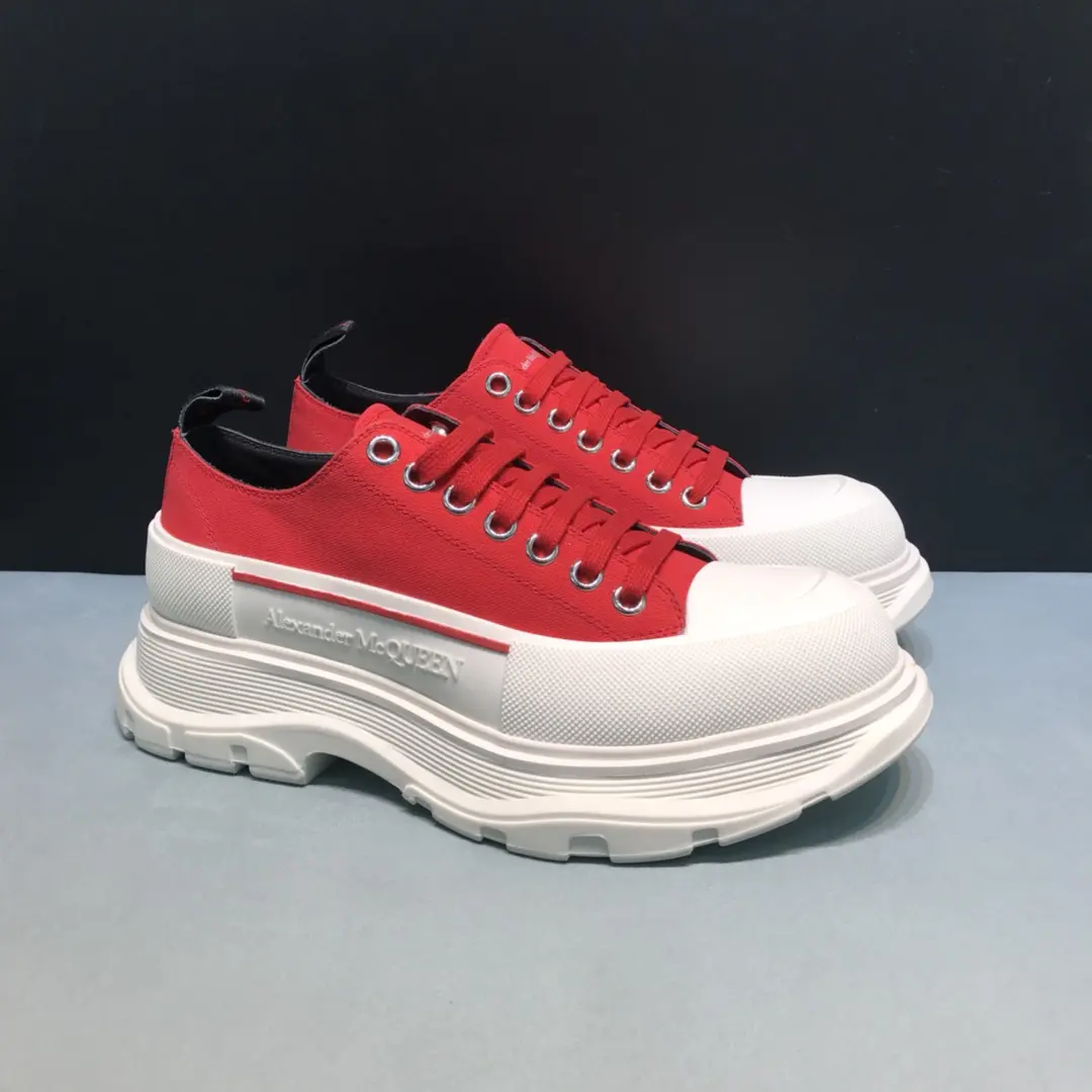 Compact Alexander McQueen Tread Slick Low in Red – Rep Shoes & Replica Alexander McQueen Shoes 2
