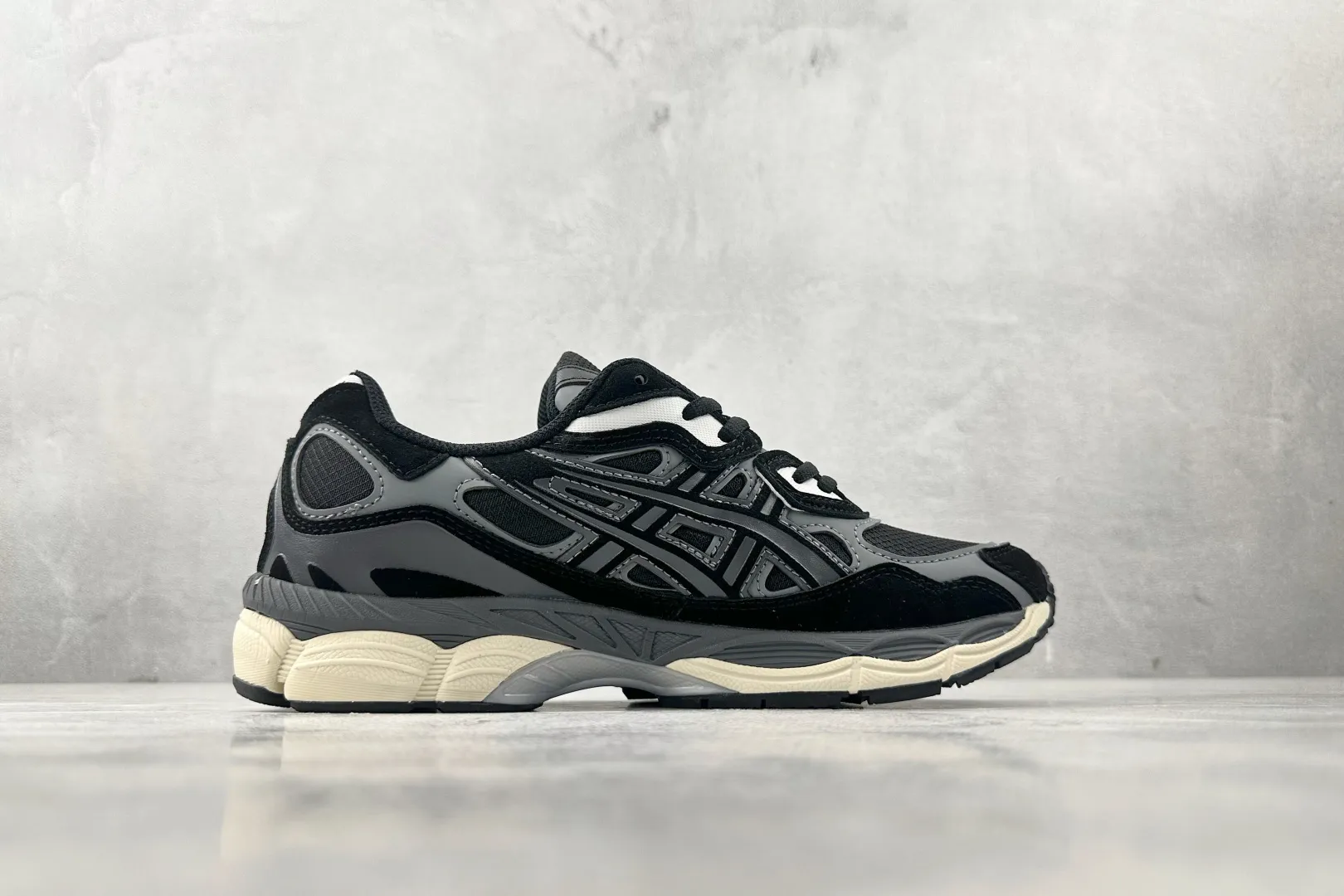 Asics GEL-NYC Black Running Shoes – High Quality Replica Asics Sneakers & 1:1 Asics Reps TimelessDesign 681