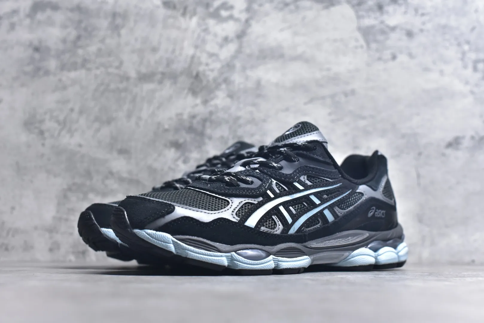 Asics GEL-NYC Black Silver High Quality Replica Sneakers with 1:1 Precision EyeCatching 654