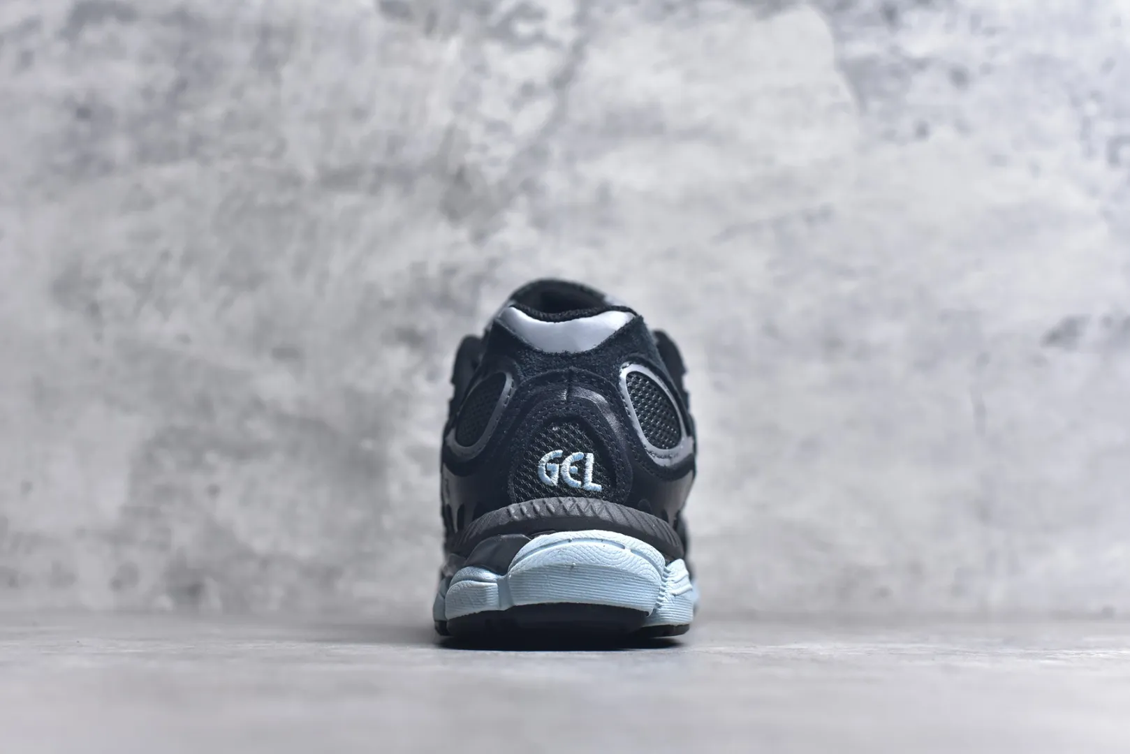 Asics GEL-NYC Black Silver High Quality Replica Sneakers with 1:1 Precision EyeCatching 654
