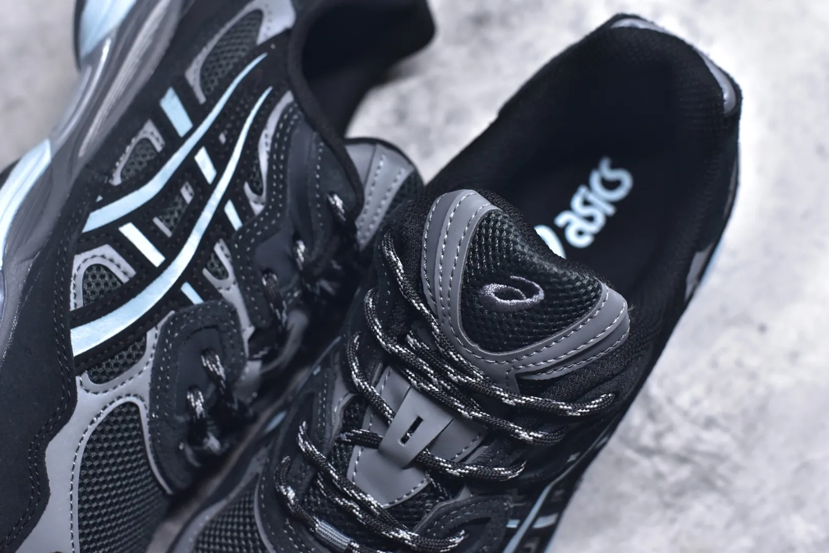 Asics GEL-NYC Black Silver High Quality Replica Sneakers with 1:1 Precision EyeCatching 654