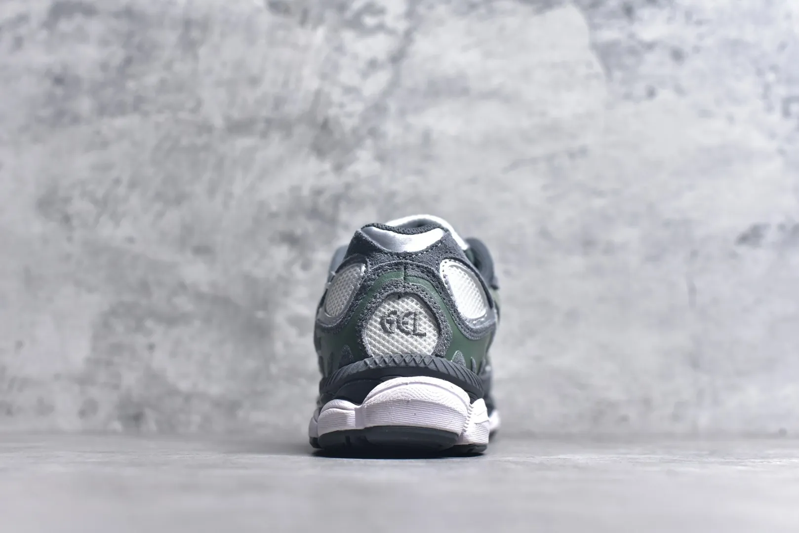 OnTrend Asics GEL-NYC Grey Low Top Replica Sneakers with 1:1 Quality Rep Shoes 656