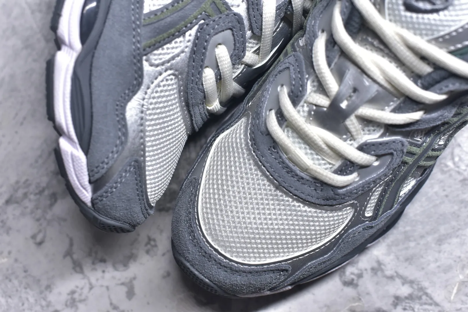 OnTrend Asics GEL-NYC Grey Low Top Replica Sneakers with 1:1 Quality Rep Shoes 656