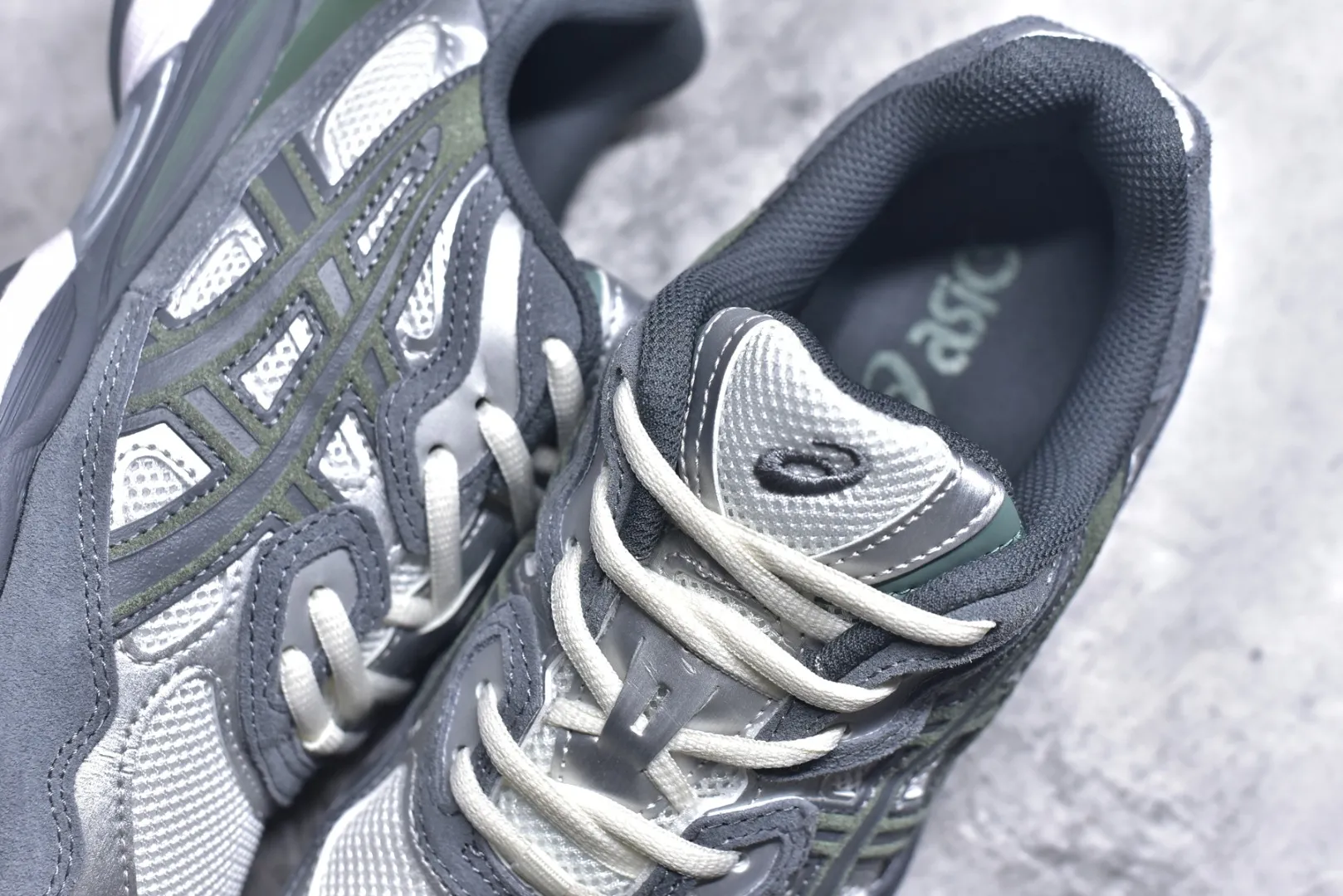 OnTrend Asics GEL-NYC Grey Low Top Replica Sneakers with 1:1 Quality Rep Shoes 656