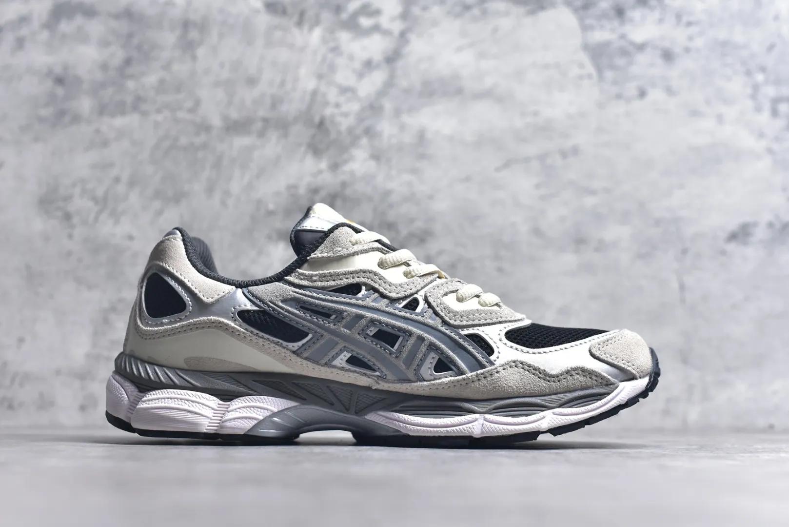 Contemporary Asics GEL-NYC Grey Low Top Replica Sneakers with High Quality 653