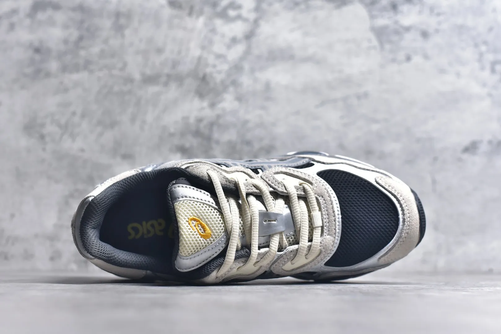 Contemporary Asics GEL-NYC Grey Low Top Replica Sneakers with High Quality 653