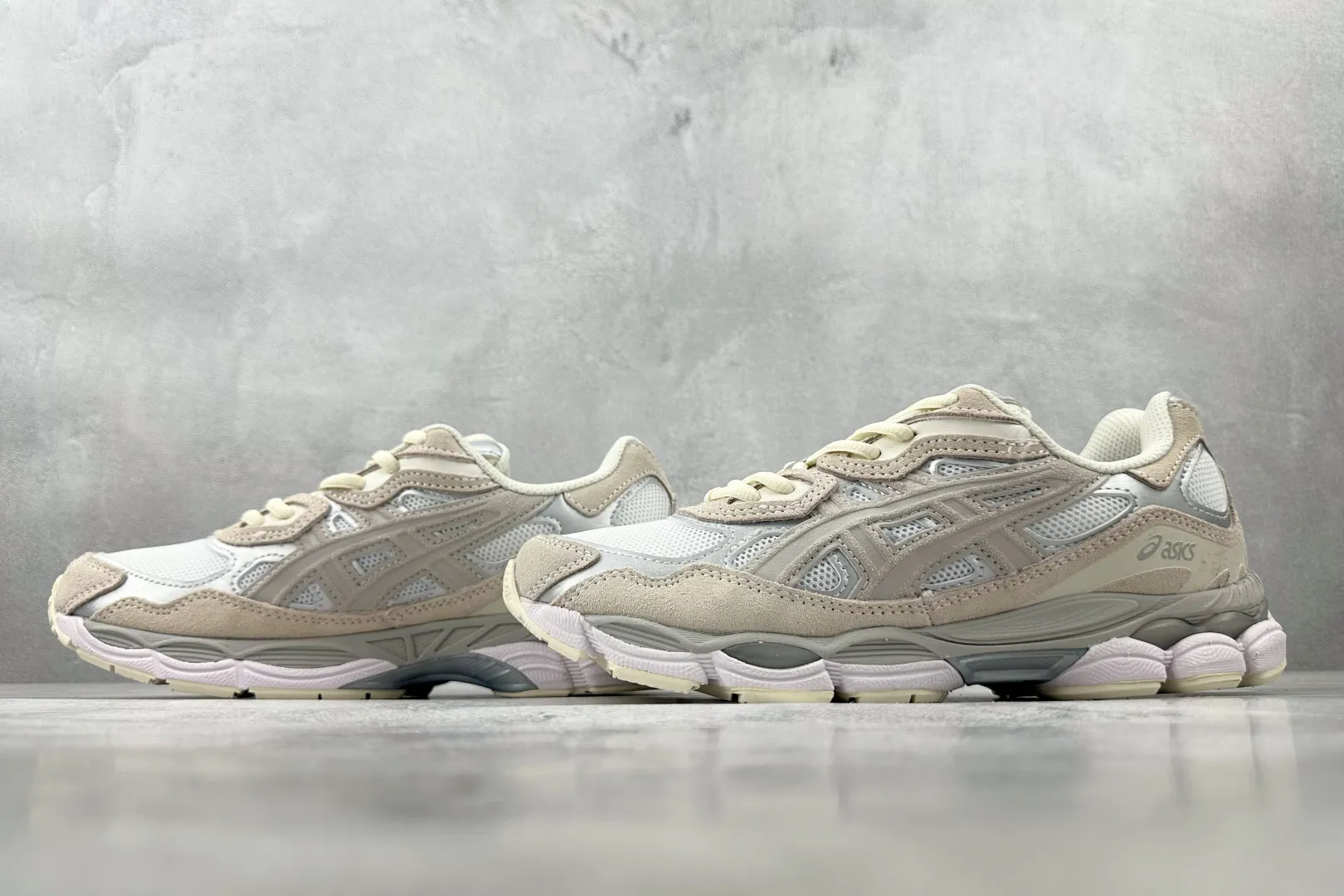 Asics GEL-NYC Grey White Replica Sneakers – High Quality Asics Running Replicas Upgraded 691