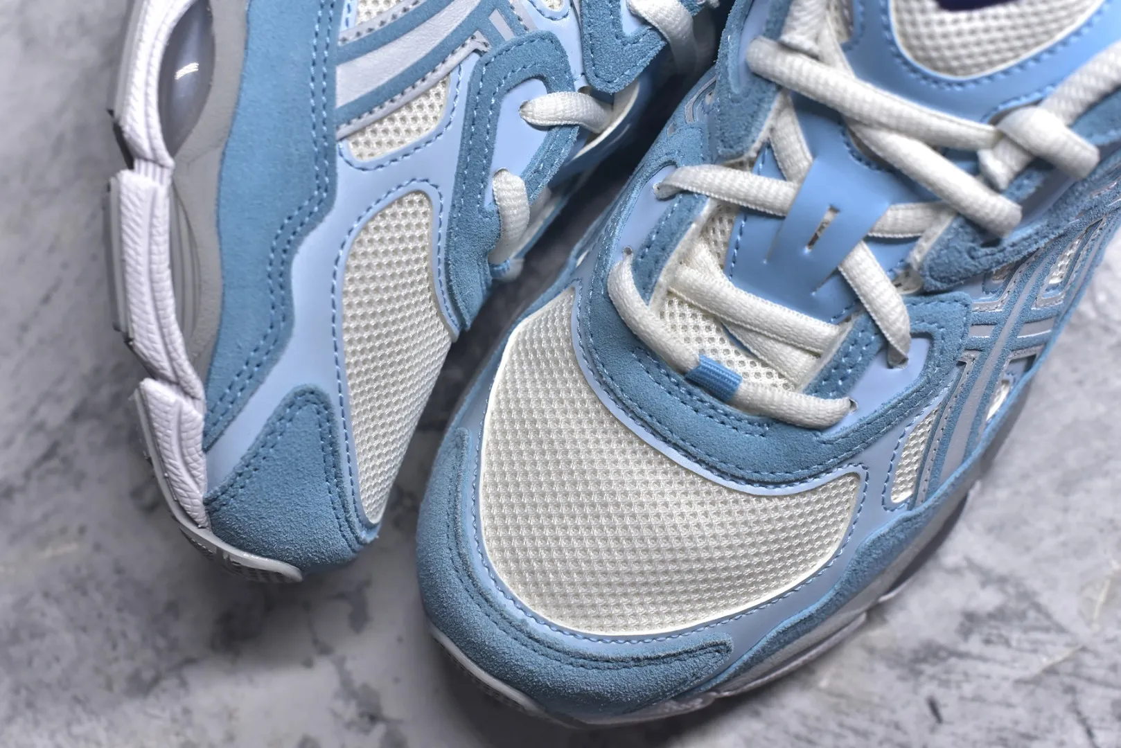 Asics GEL-NYC Low Top Blue Replica Sneakers with High Quality Rep Footwear GoodFit 670