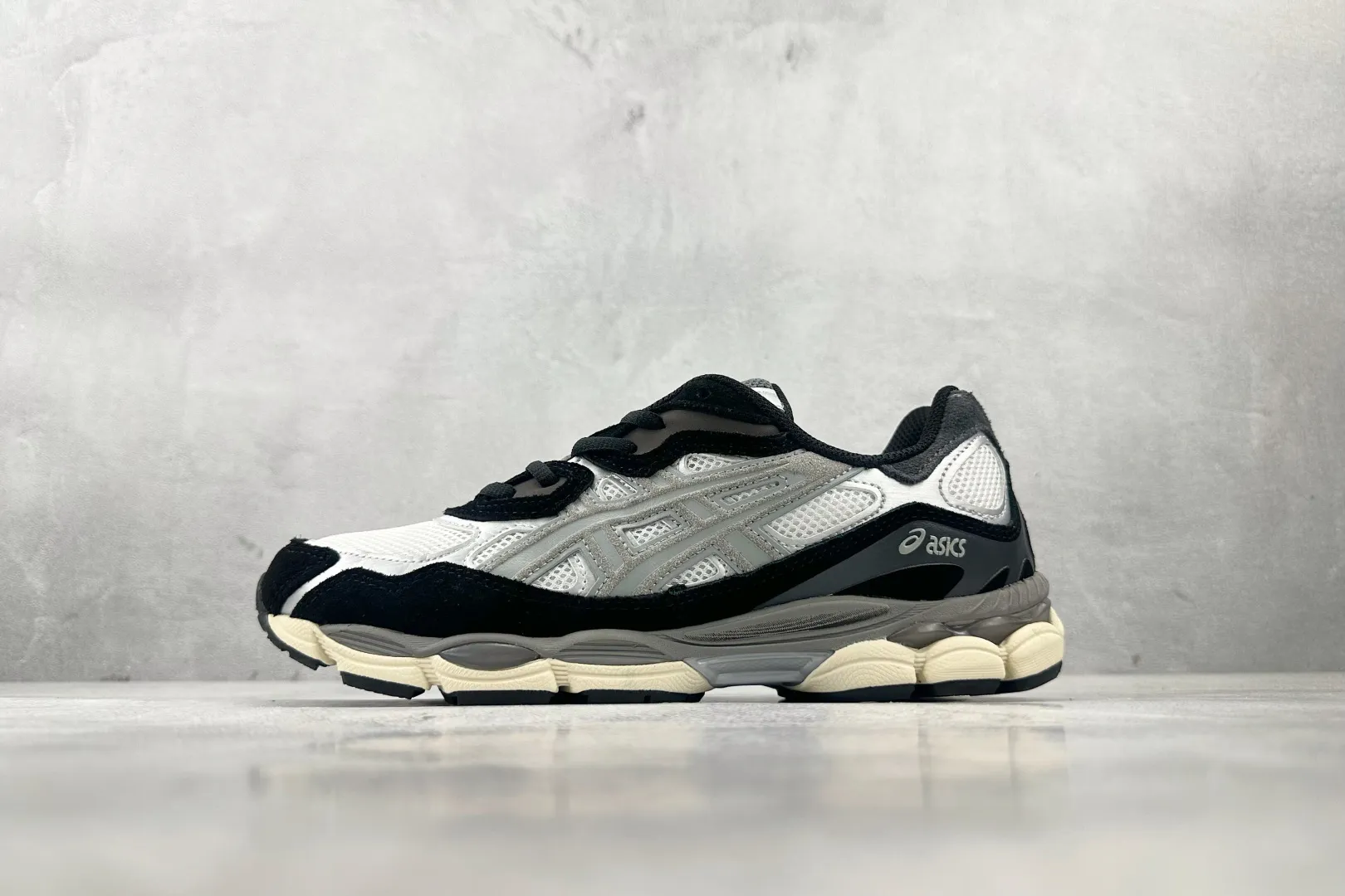 Timeless Asics GEL-NYC Silver Green Low Top Replica Sneakers with 1:1 Quality Rep Shoes 688