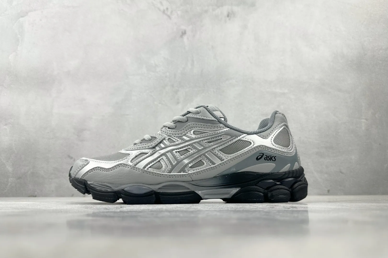 Timeless Asics GEL-NYC Silver Green Low Top Replica Sneakers with 1:1 Quality Rep Shoes 688