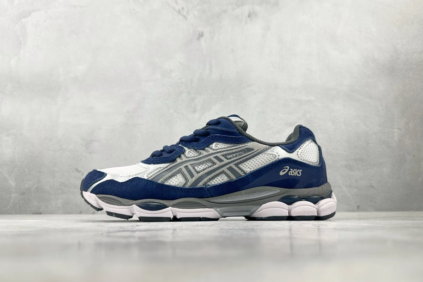 Timeless Asics GEL-NYC Silver Green Low Top Replica Sneakers with 1:1 Quality Rep Shoes 688