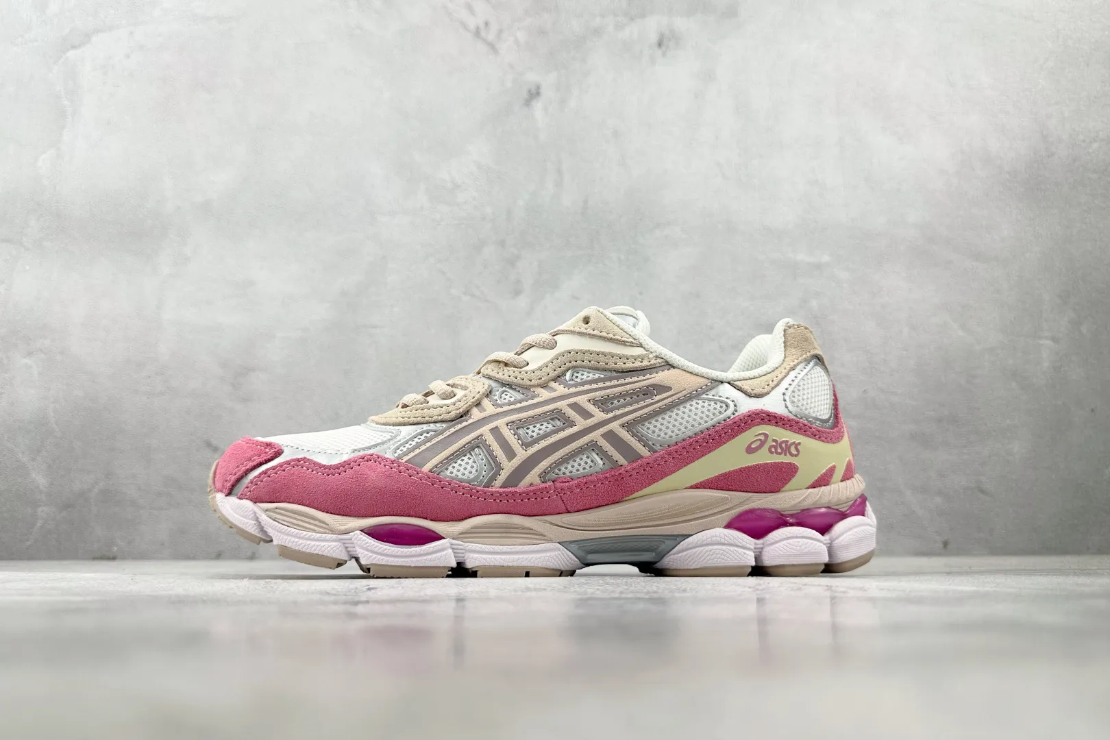 Timeless Asics GEL-NYC Silver Green Low Top Replica Sneakers with 1:1 Quality Rep Shoes 688
