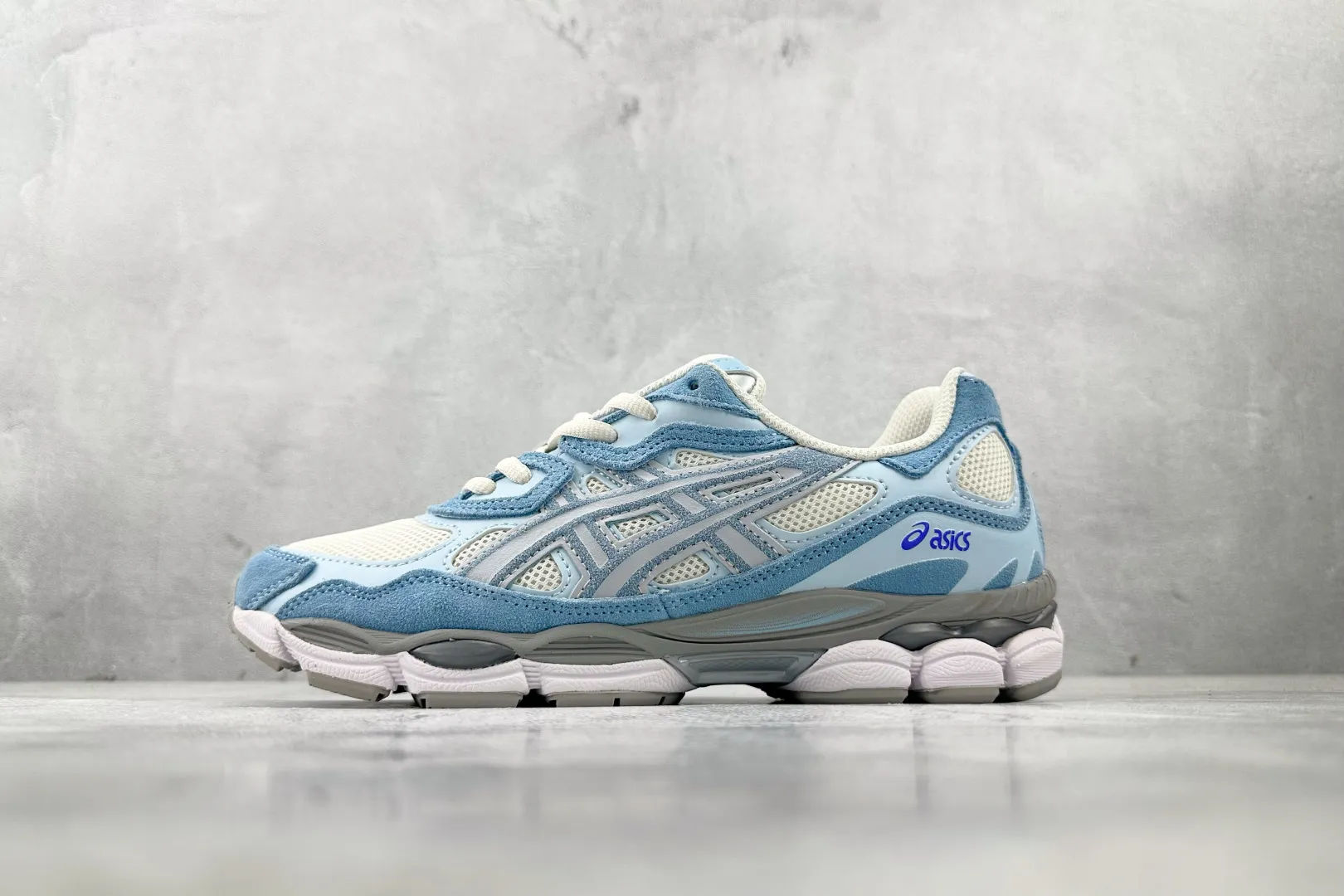 Timeless Asics GEL-NYC Silver Green Low Top Replica Sneakers with 1:1 Quality Rep Shoes 688