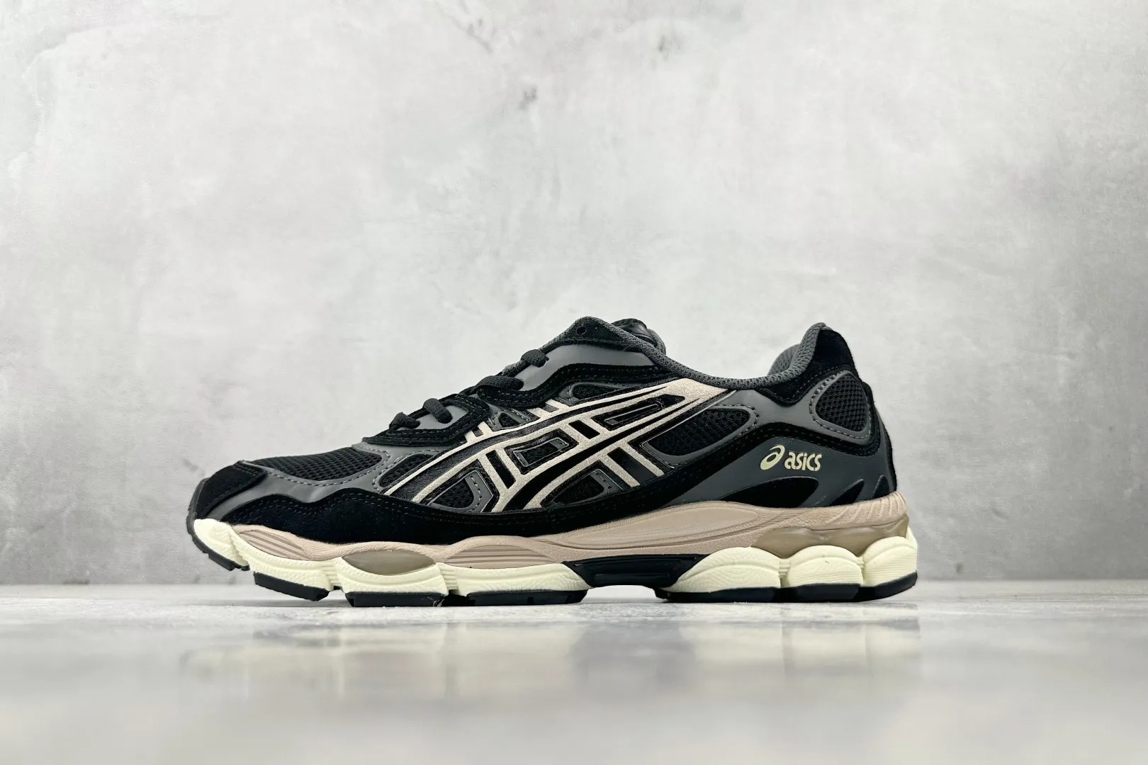 Timeless Asics GEL-NYC Silver Green Low Top Replica Sneakers with 1:1 Quality Rep Shoes 688