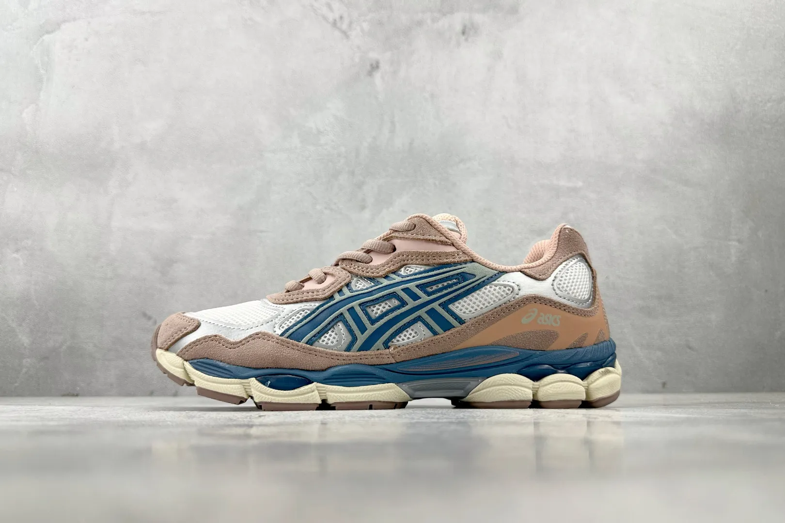 Timeless Asics GEL-NYC Silver Green Low Top Replica Sneakers with 1:1 Quality Rep Shoes 688