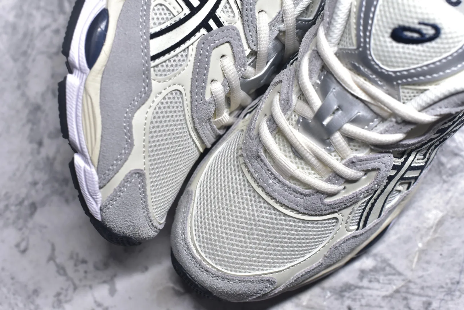 ModernLook Asics GEL-NYC White Low Top Replica Sneakers with 1:1 Quality Rep Shoes 649
