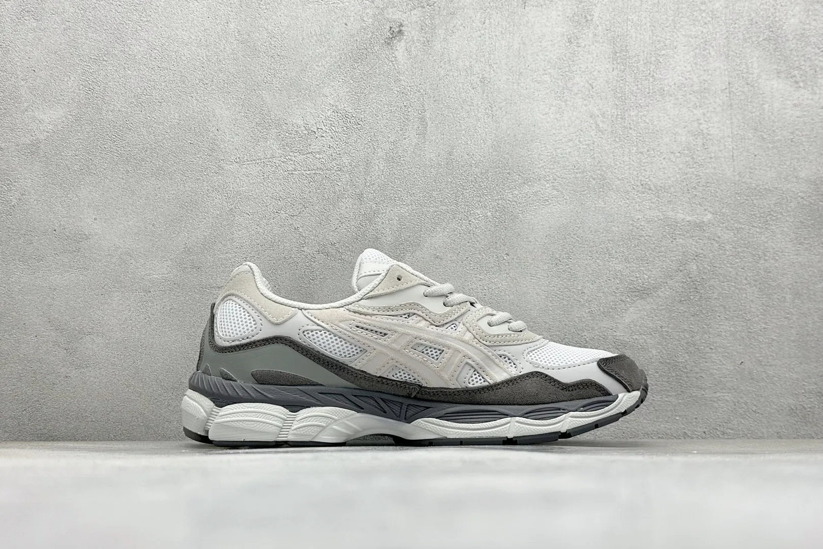 GoAnywhere Asics GEL-NYC White Low Top Replica Sneakers with High Quality Rep Footwear 659