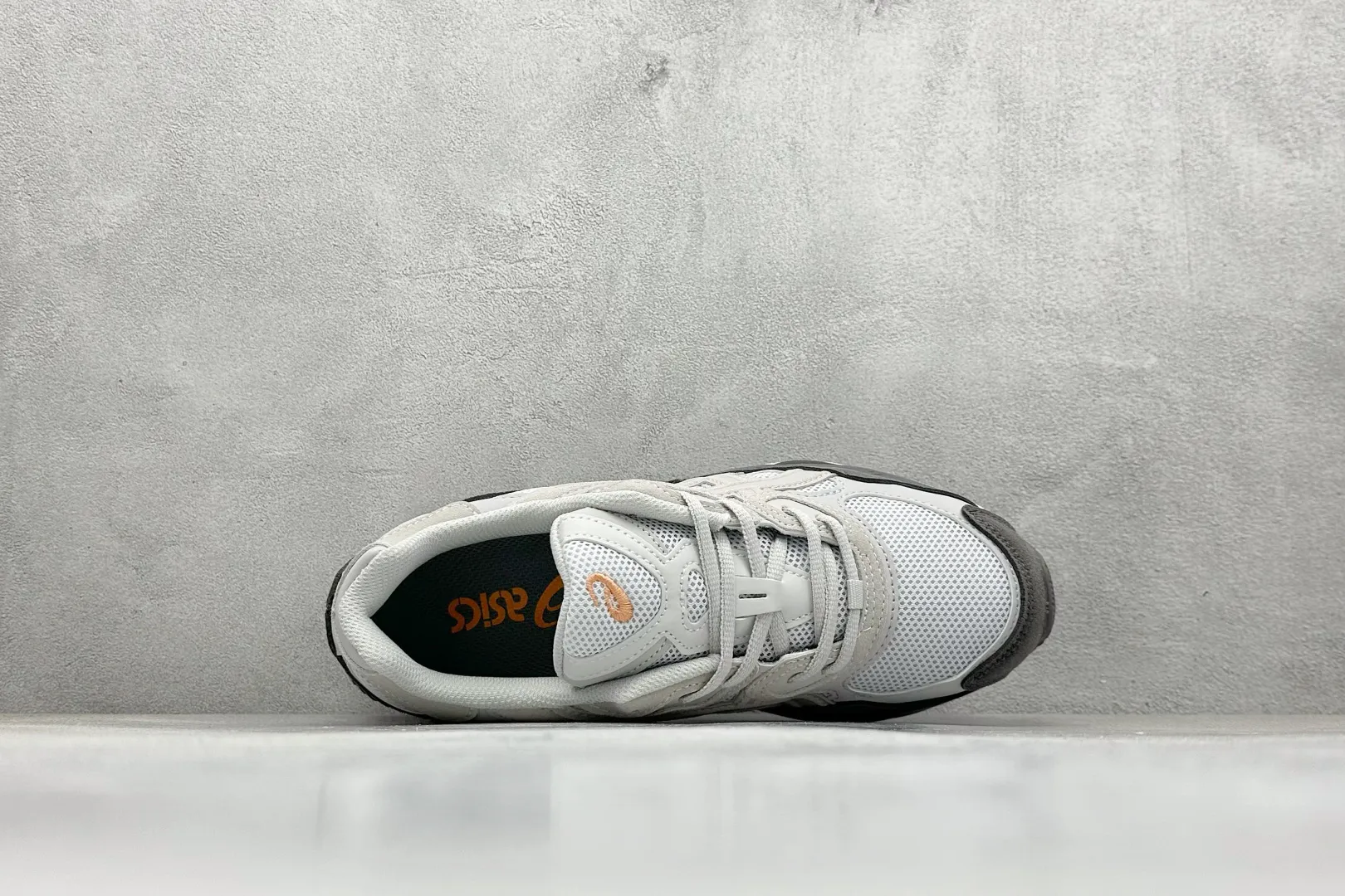 GoAnywhere Asics GEL-NYC White Low Top Replica Sneakers with High Quality Rep Footwear 659