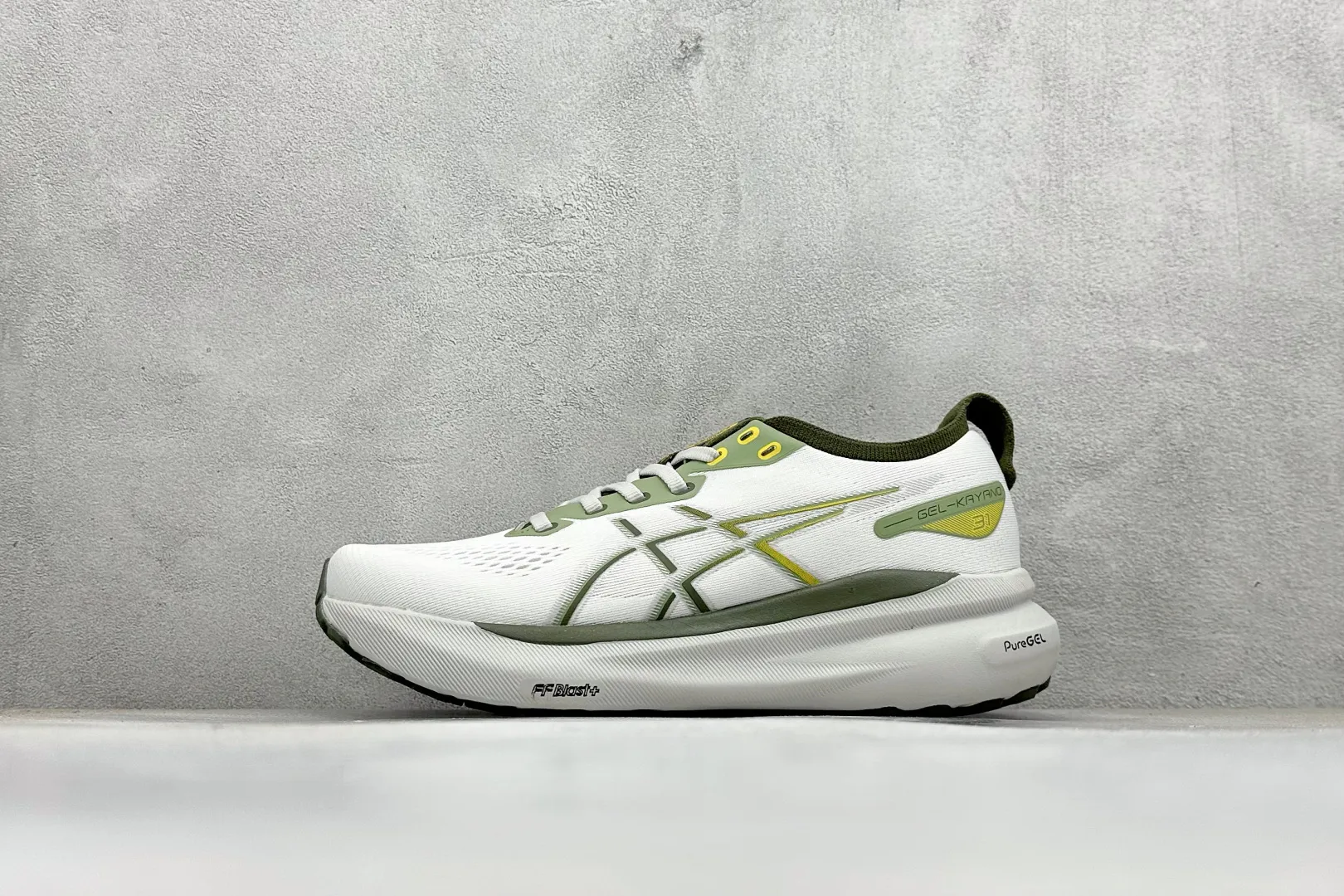 Snug Asics Gel-Kayano 31 White Green High Quality Replica Shoes for Running 601