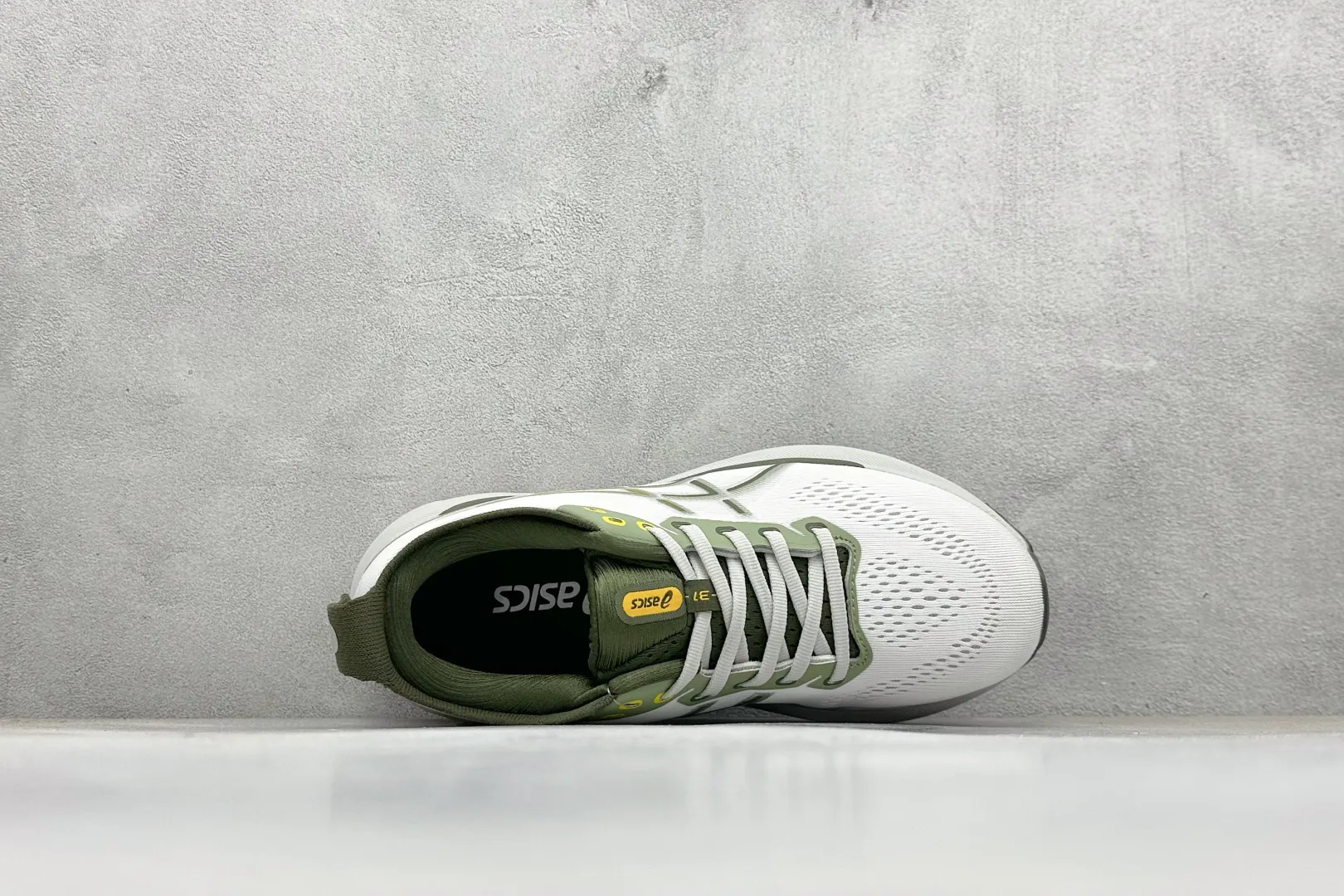 Snug Asics Gel-Kayano 31 White Green High Quality Replica Shoes for Running 601
