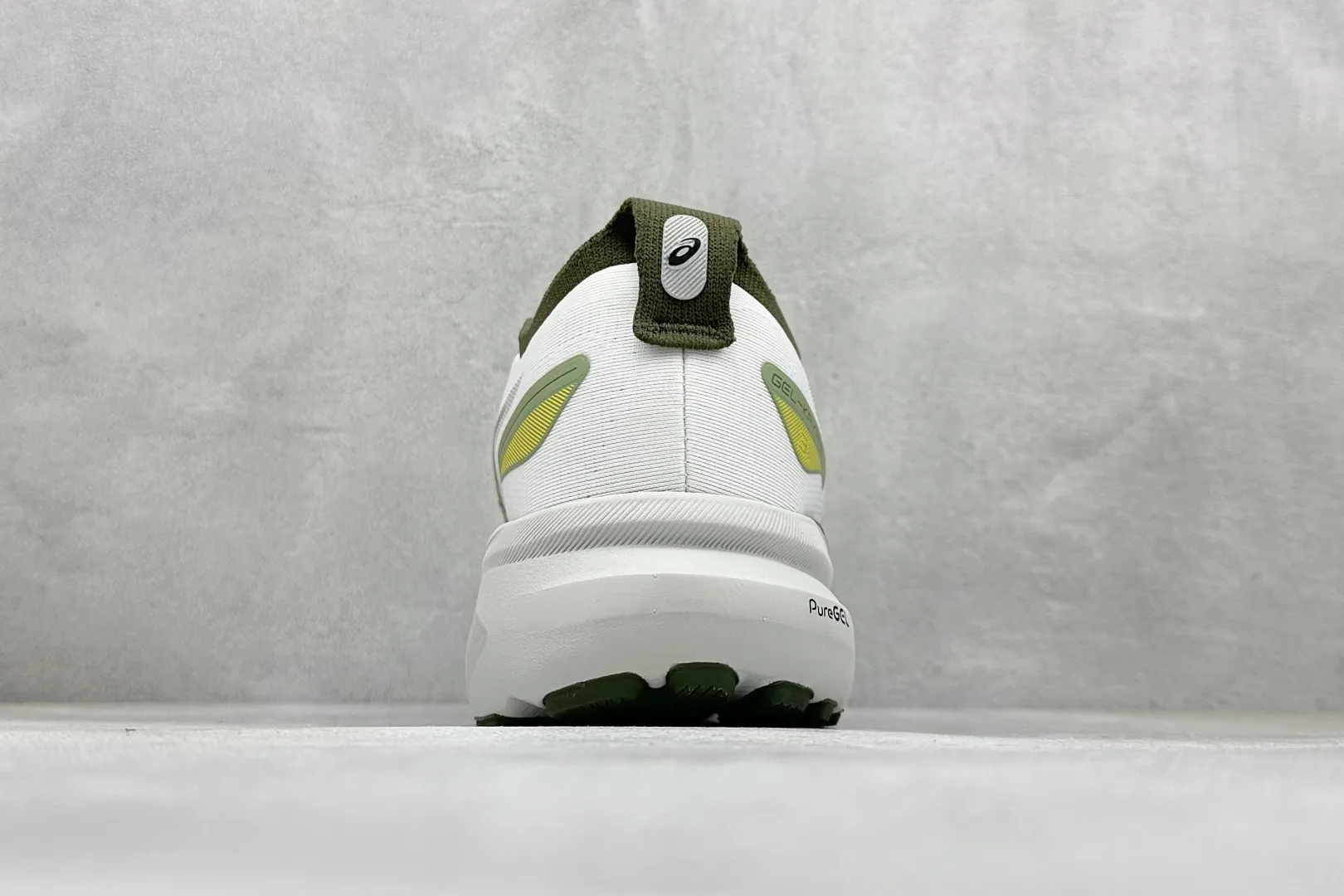 Snug Asics Gel-Kayano 31 White Green High Quality Replica Shoes for Running 601
