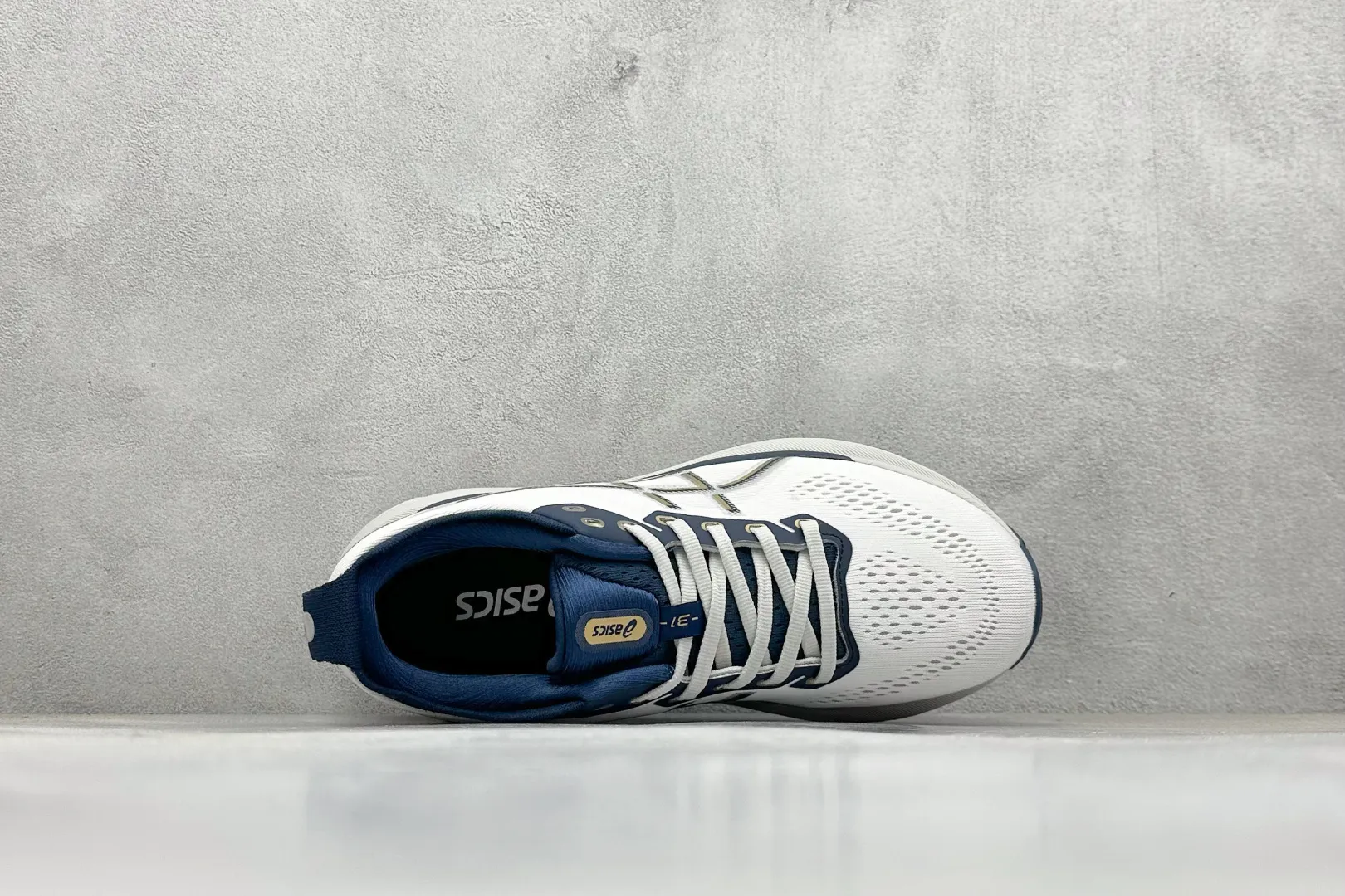 Asics Gel-Kayano 31 White Navy Running Shoes – High Quality Replica Asics Sneakers 1: FashionForward 597