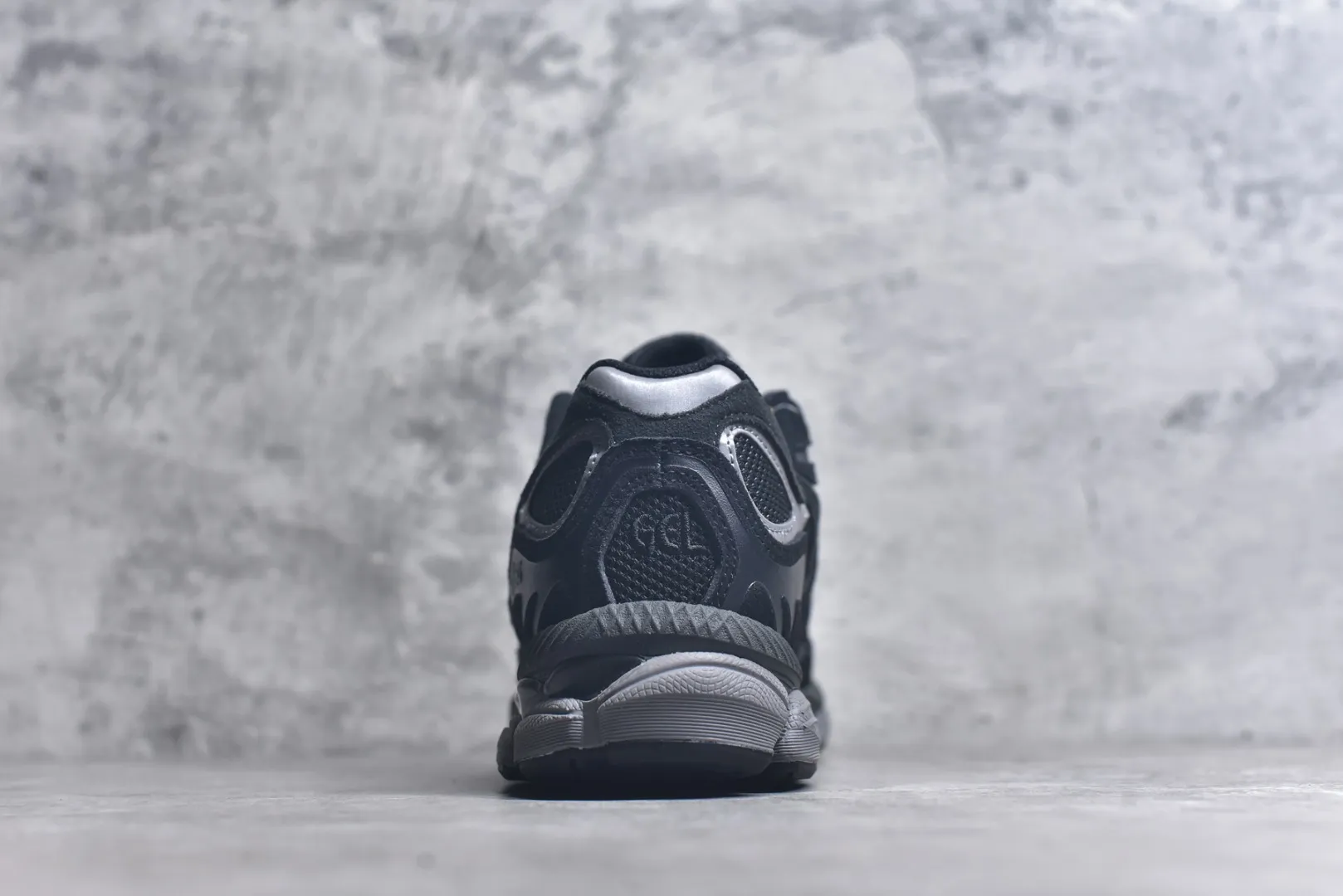 Asics Gel-NYC Black  Running Shoes – High Quality Replica Asics Sneakers 1:1 Rep Shoes UrbanChic 668