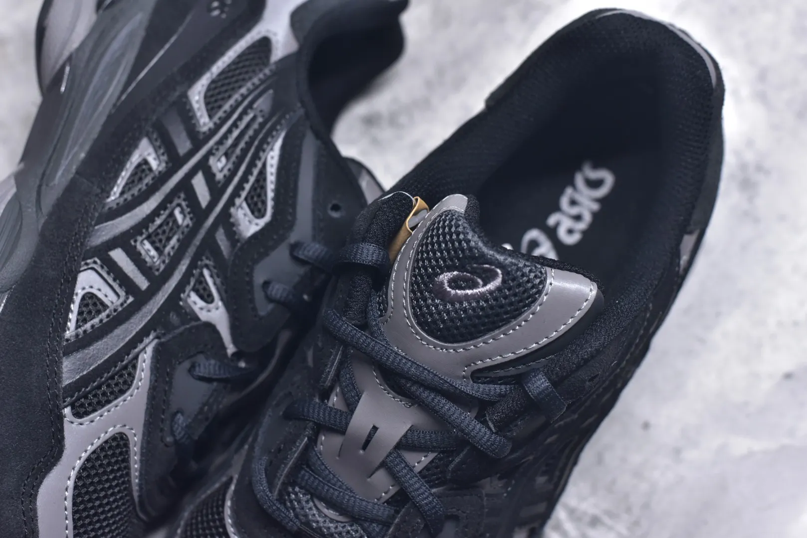 Asics Gel-NYC Black  Running Shoes – High Quality Replica Asics Sneakers 1:1 Rep Shoes UrbanChic 668