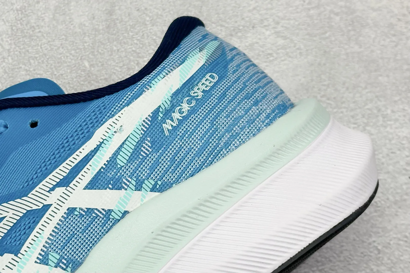 Refined Asics Magic Speed 4 Blue Running Shoes – High Quality Replica Asics Sneakers 1: 697