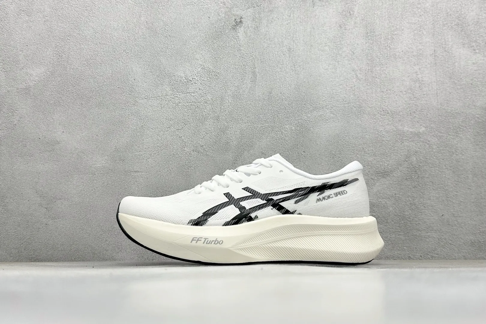Asics Magic Speed 4 White Running Shoes – High Quality Replica Asics Sneakers 1: NewStyle 702