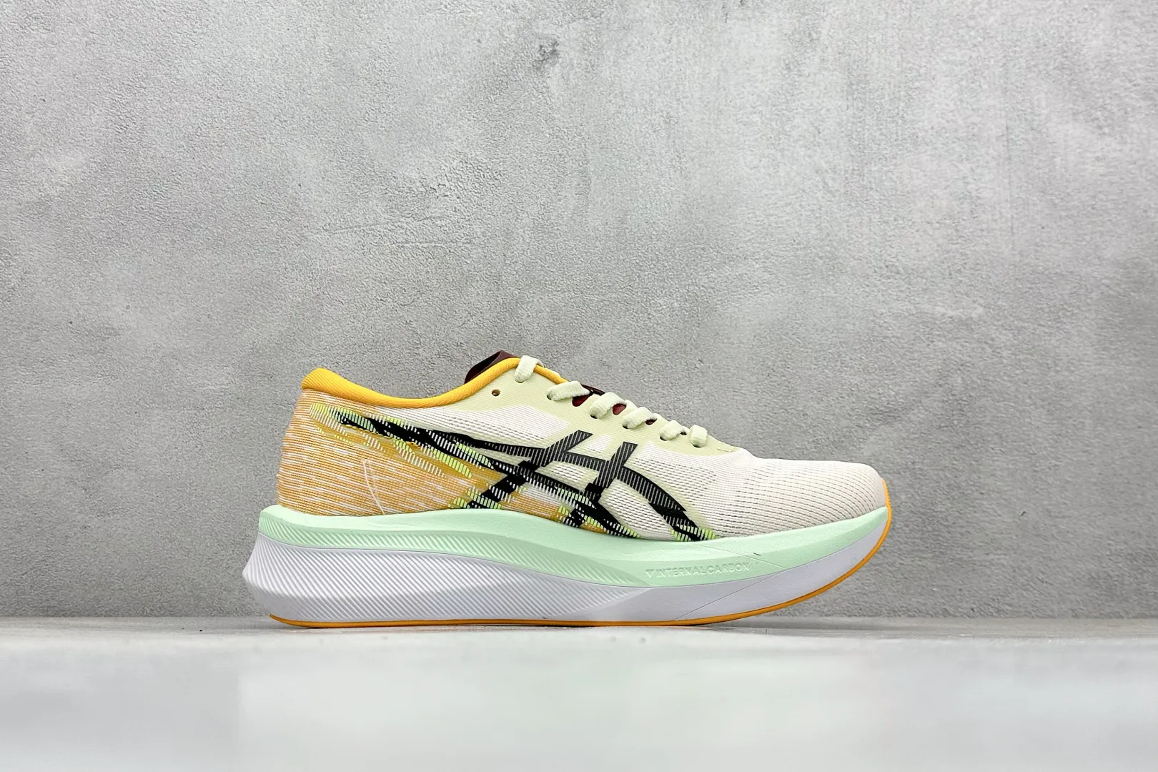 Soft Asics Magic Speed 4 White Yellow Running Shoes – High Quality Replica Asics Sneakers 1: 698
