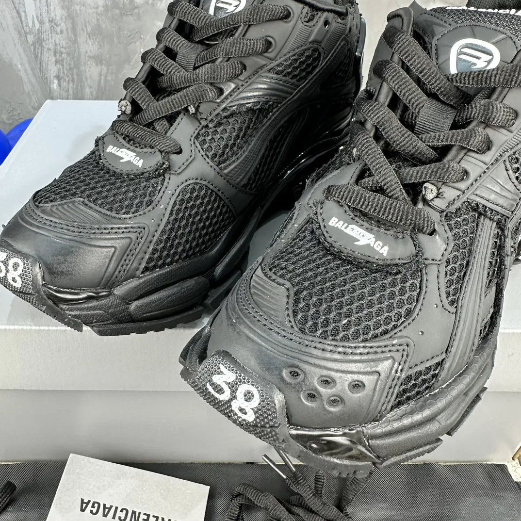 Balenciaga Runner 7.5 Black Replica Sneakers –  Balenciaga Shoes Replica Cozy 727