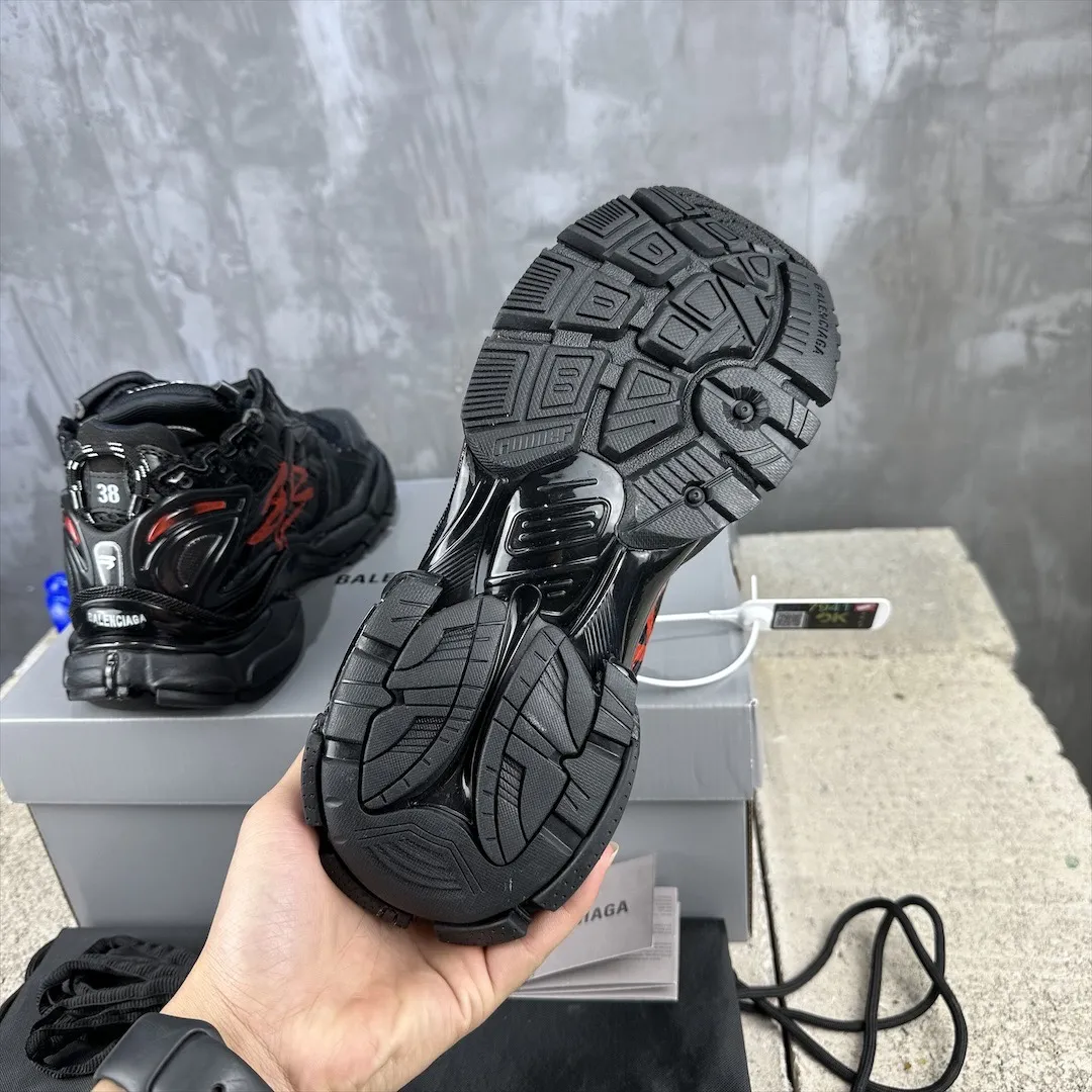 Balenciaga Runner Black Red Graffiti Replica Sneakers –  Rep Shoes Breathable 726