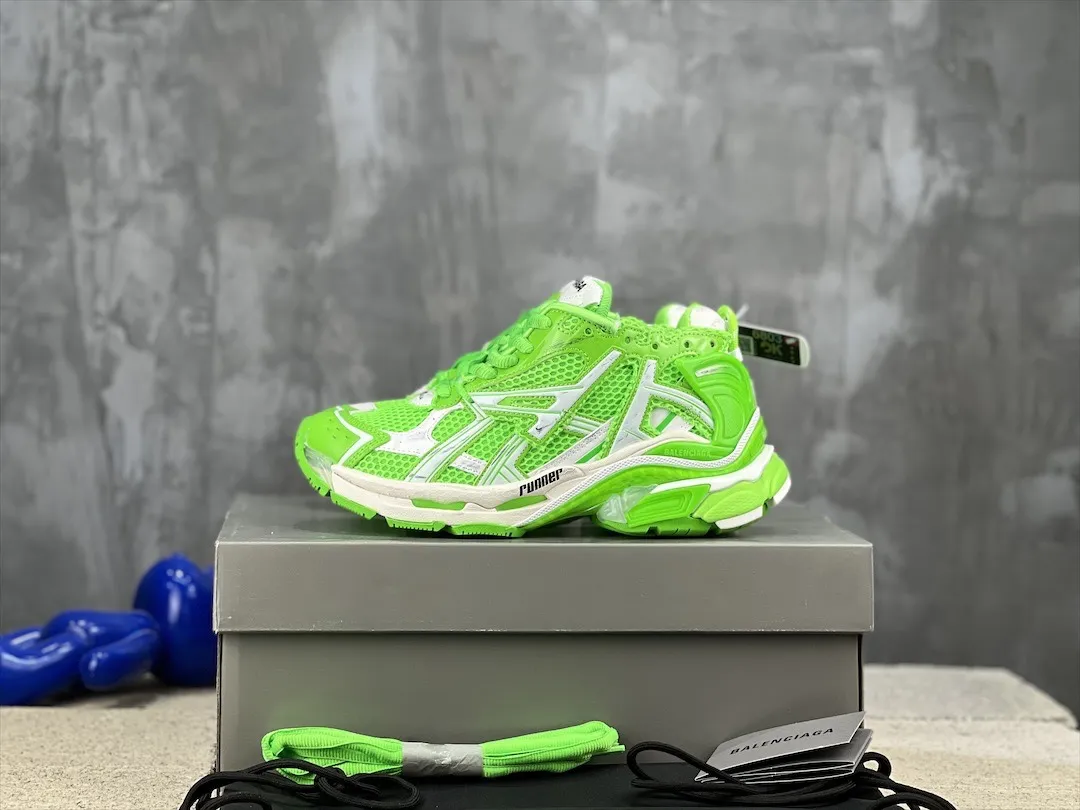 Balenciaga Runner Sneaker Green Mesh Style – Replica Sneakers & Balenciaga Shoes Copy Sustainable 722