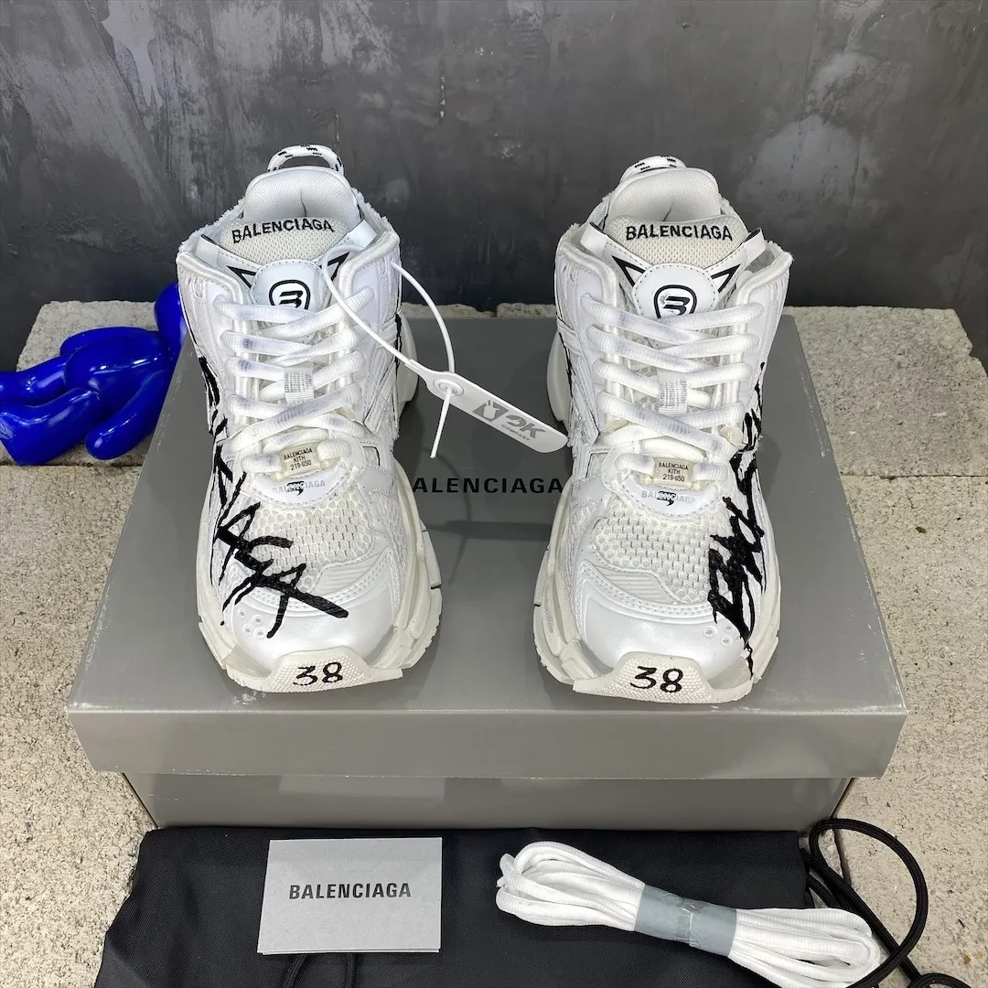 StreetReady Balenciaga Runner White Mesh Sneakers –  Replica Sneakers & Balenciaga Runners Replica 719