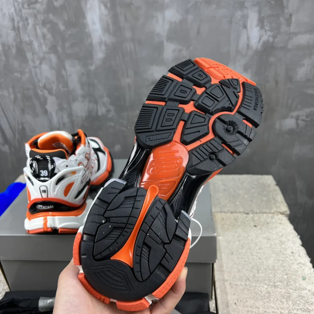 Balenciaga Runner White Orange Replica Sneakers –  Rep Shoes for Sale HighQuality 700