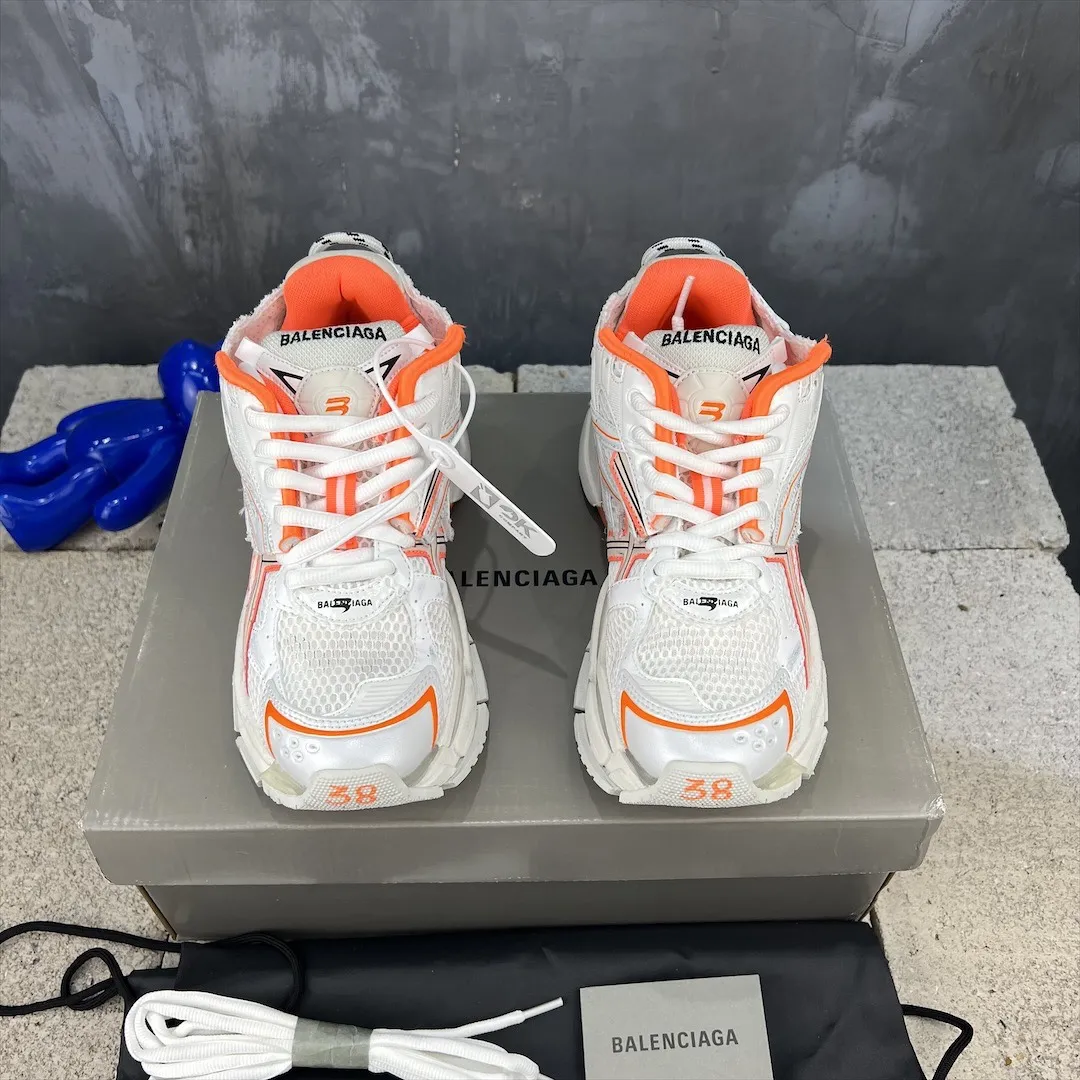 Tailored Balenciaga Runner White Orange Replica Sneakers –  Rep Shoes 714