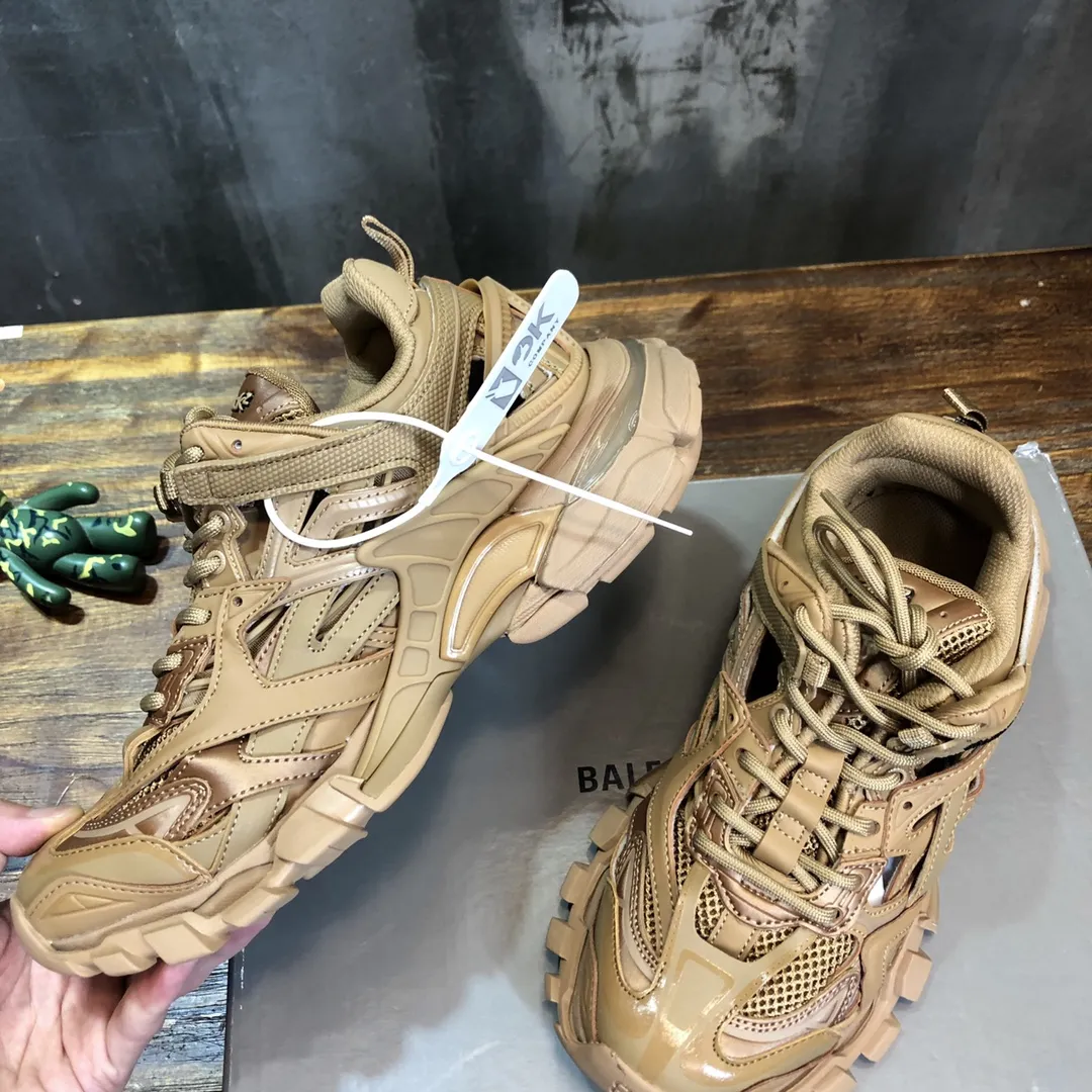 Balenciaga Track 2 Beige Replica Sneakers –  Rep Shoes Resilient 730