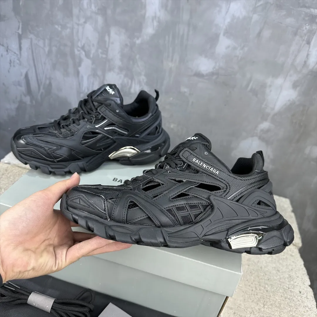 Balenciaga Track 2 Black Replica Sneakers –  Rep Shoes Thermal 749