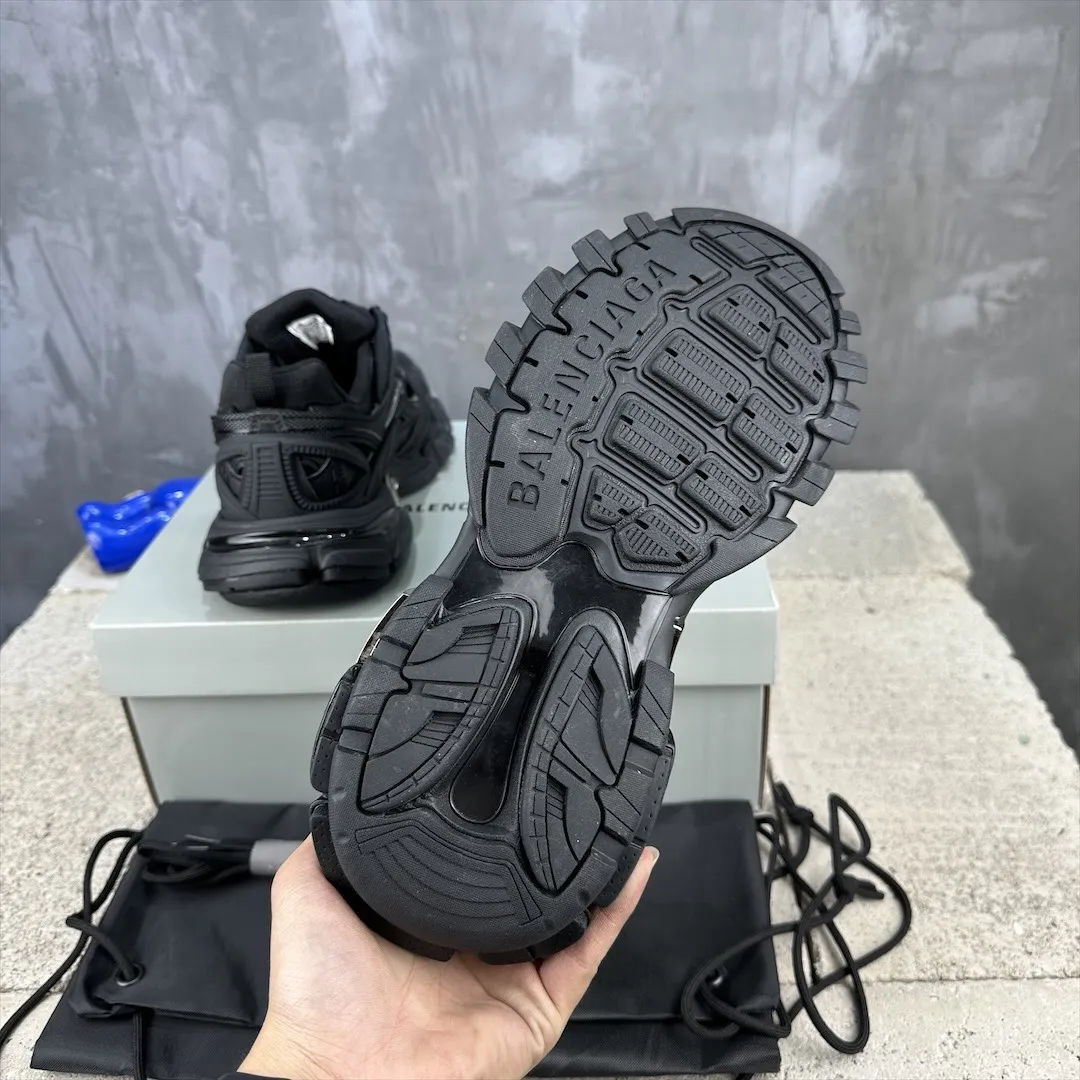 Balenciaga Track 2 Black Replica Sneakers –  Rep Shoes Thermal 749