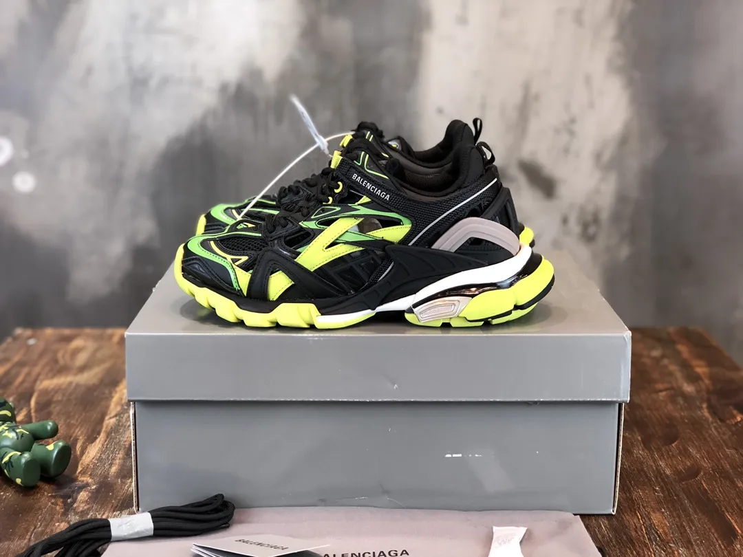 Bright Balenciaga Track 2 Sneakers Black Yellow – Replica Sneakers & Balenciaga Shoes Copy 743
