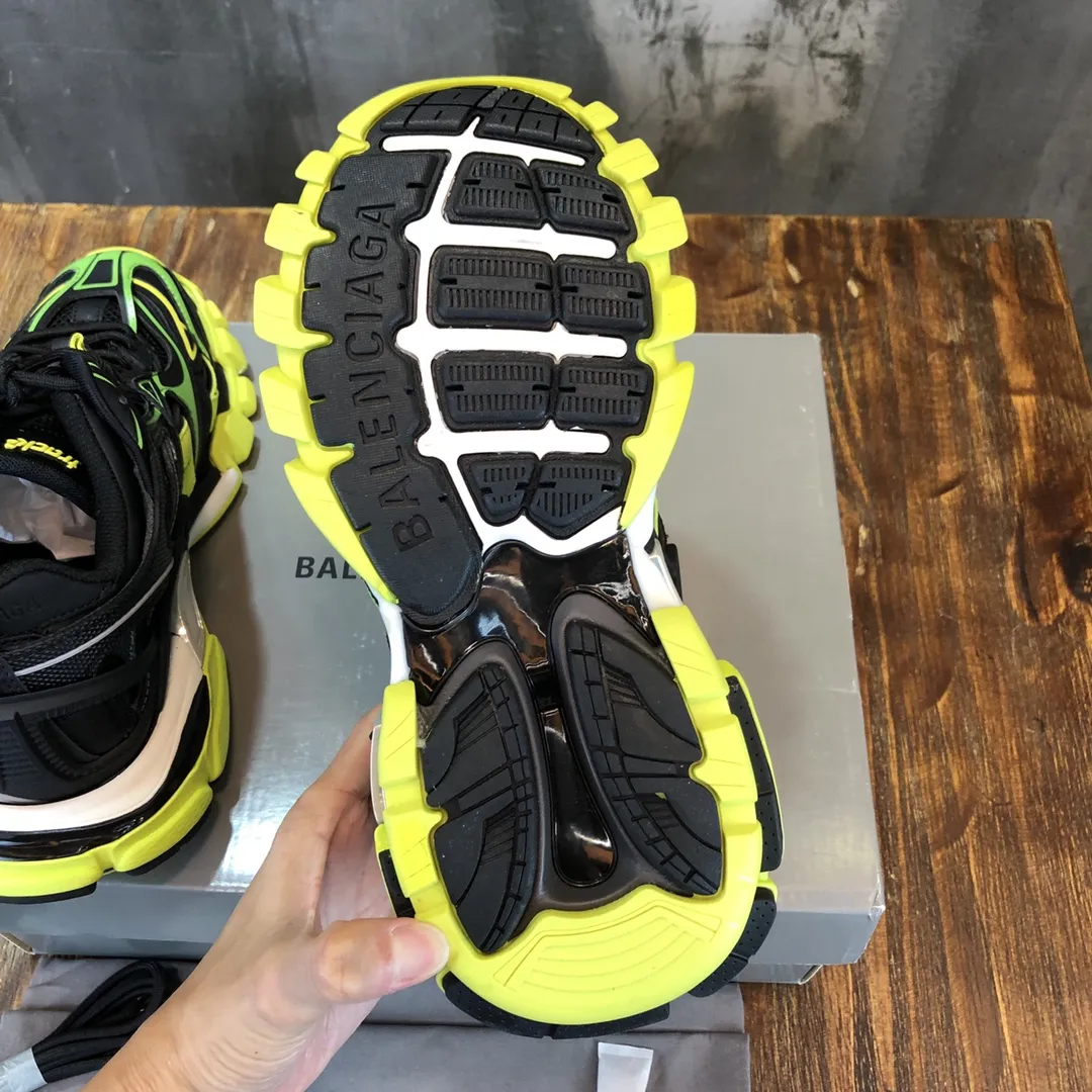 Bright Balenciaga Track 2 Sneakers Black Yellow – Replica Sneakers & Balenciaga Shoes Copy 743