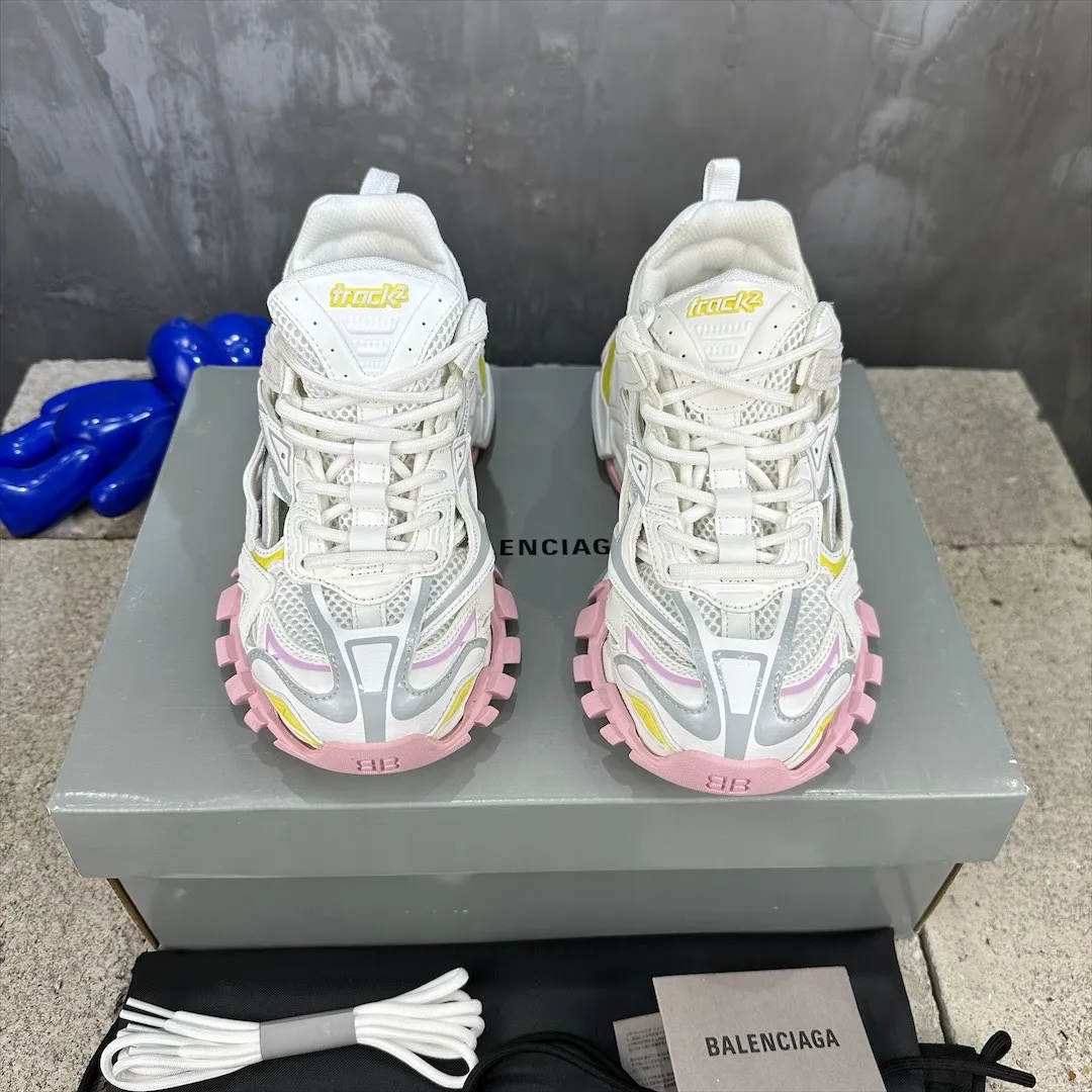Snug Balenciaga Track 2 Sneakers White Multicolor – Replica Sneakers & Balenciaga Shoes Replica 748