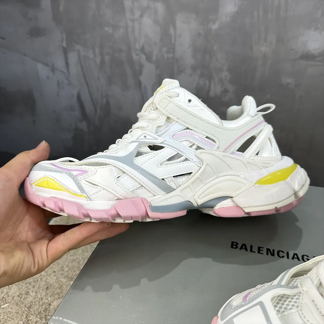 Snug Balenciaga Track 2 Sneakers White Multicolor – Replica Sneakers & Balenciaga Shoes Replica 748